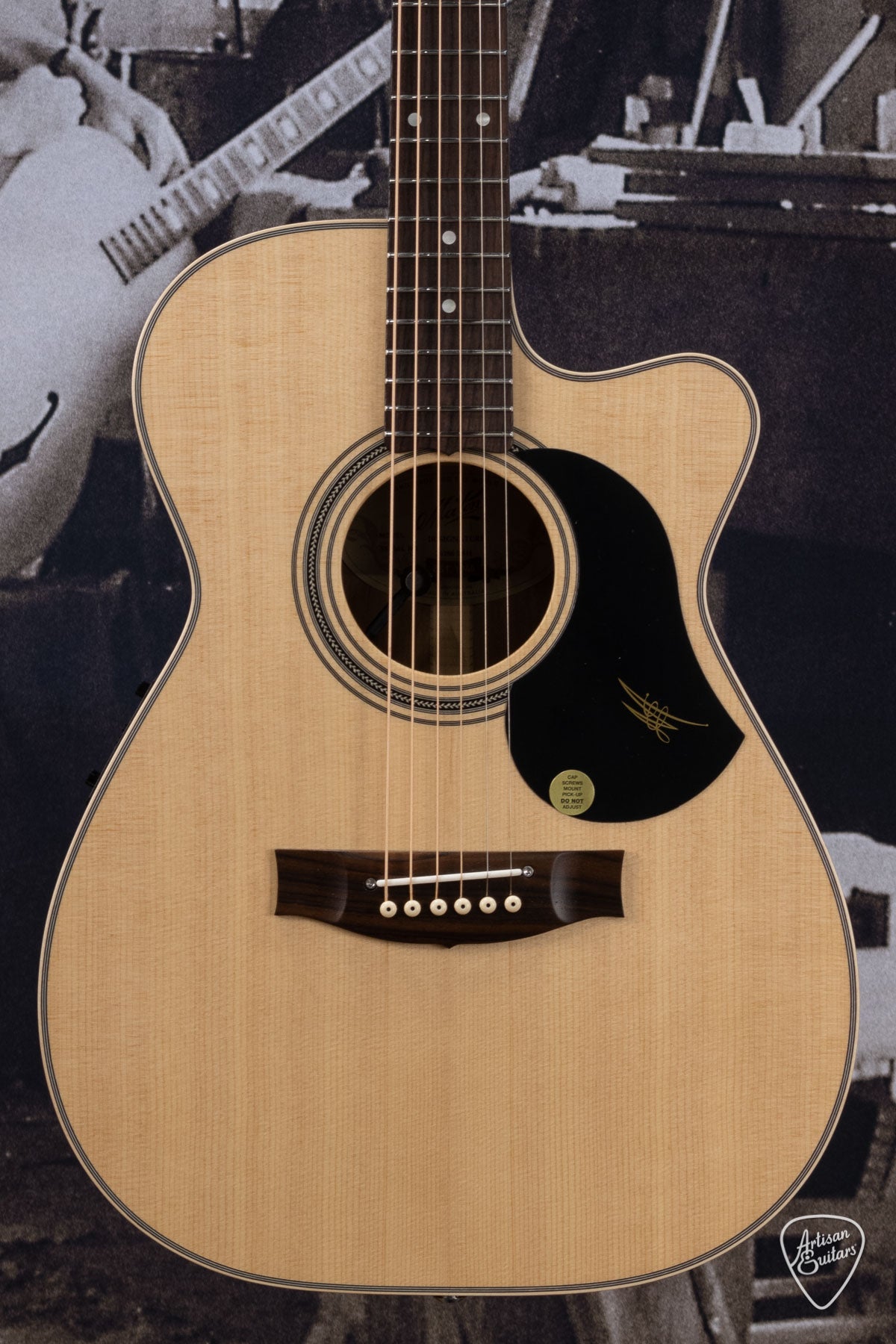 Maton Guitars 808C J.R. Joe Robinson Signature Cutaway - 16401