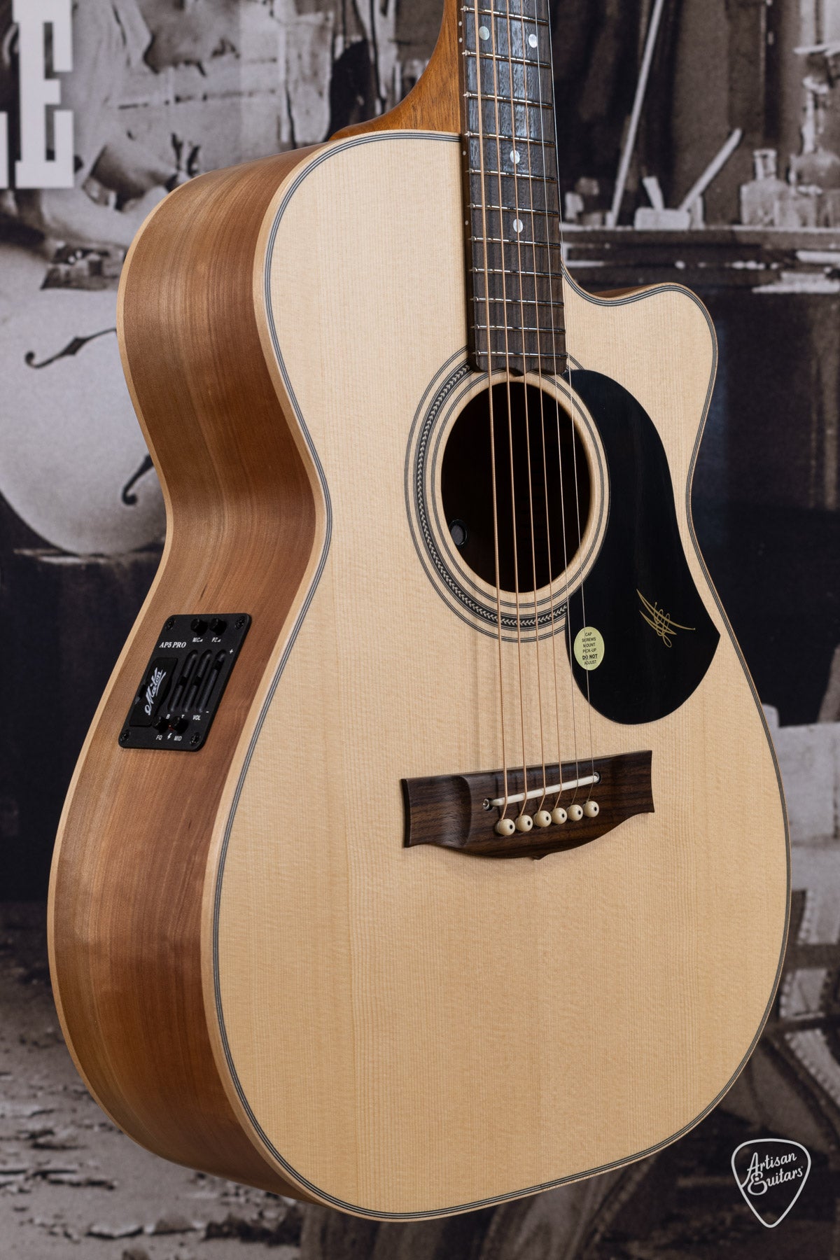 Maton Guitars 808C J.R. Joe Robinson Signature Cutaway - 16265