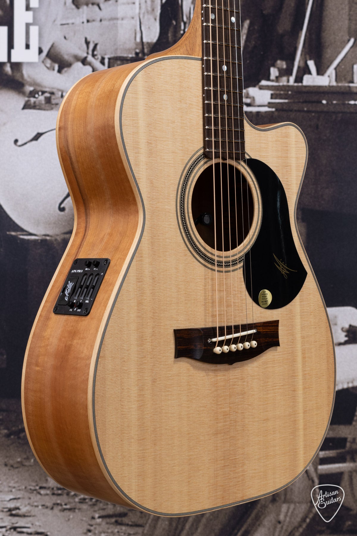 Maton Guitars 808C J.R. Joe Robinson Signature Cutaway - 16329