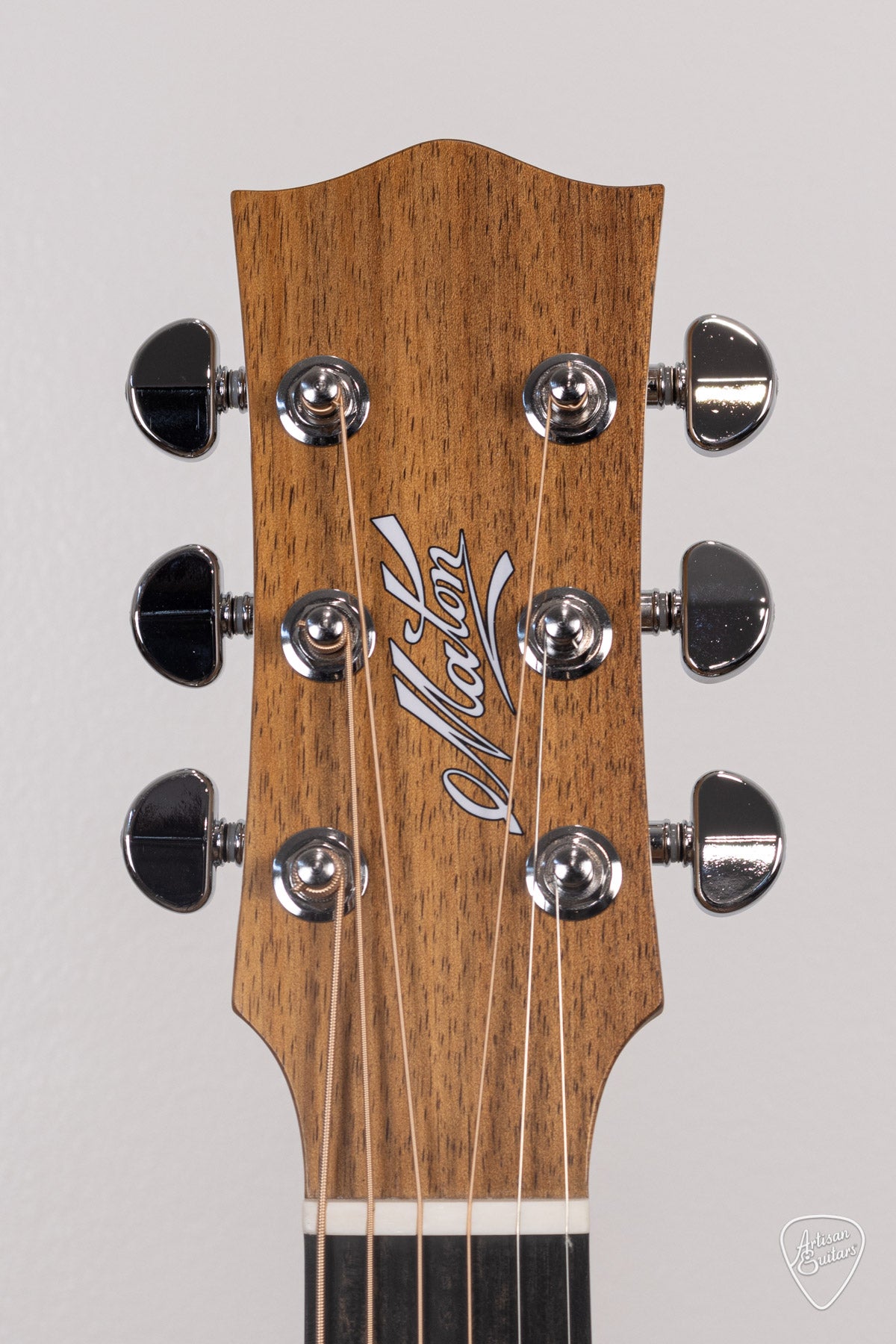Maton Guitars Solid Road Series SRS-70C Dreadnought - 16479