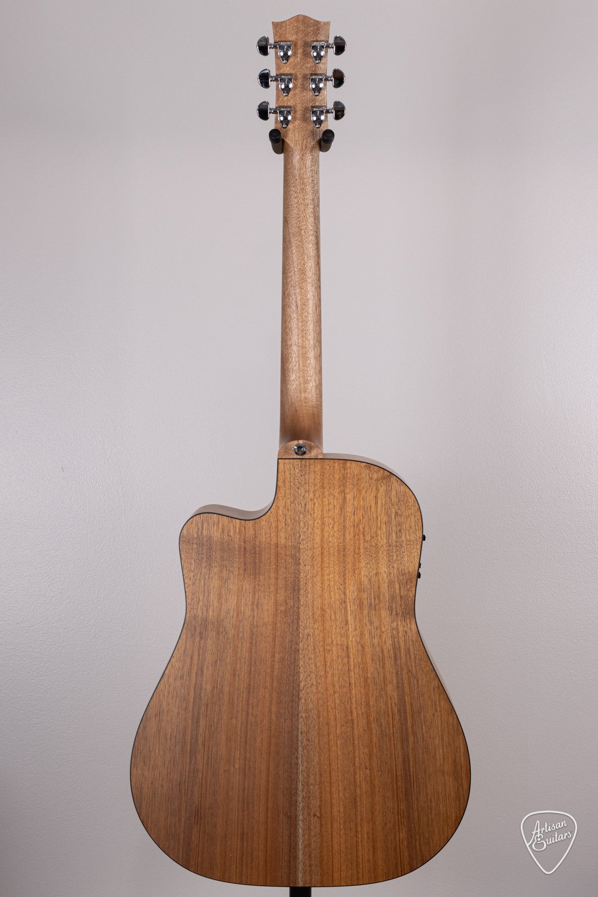 Maton Guitars Solid Road Series SRS-70C Dreadnought - 16478