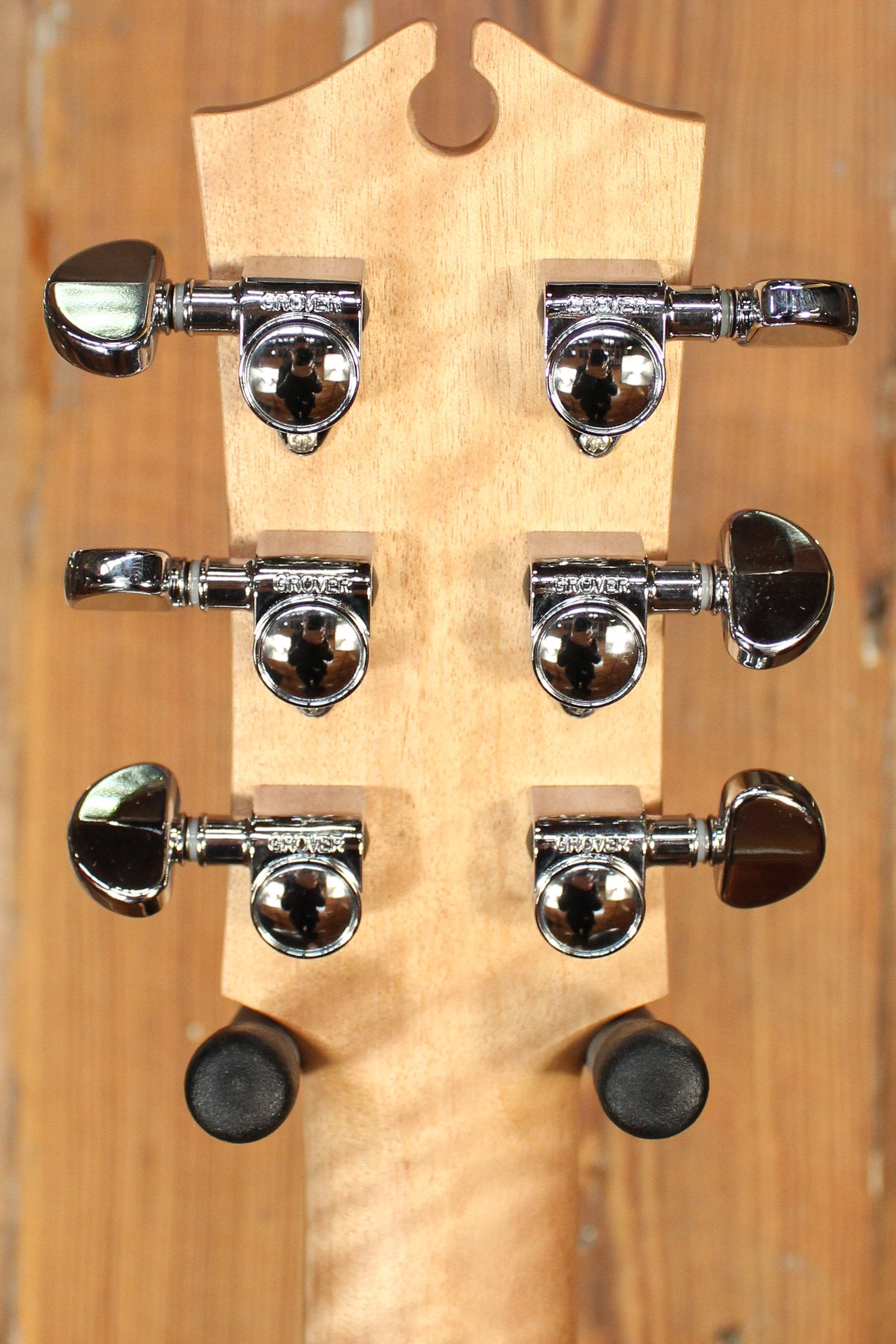 Maton EBG808 w/ AA Sitka Spruce & Blackwood - Artisan Guitars