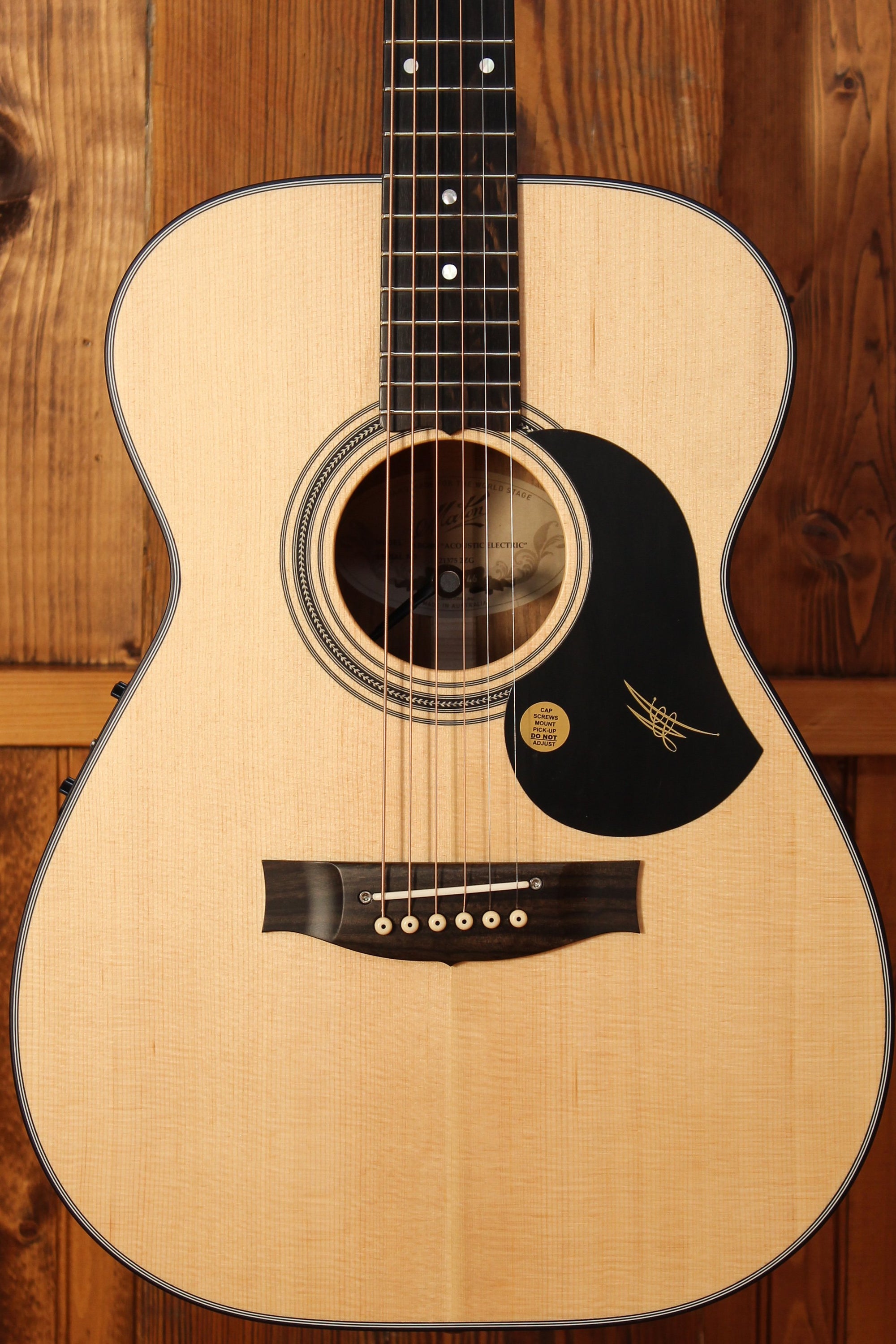 Maton EBG808 w/ AA Sitka Spruce & Blackwood - Artisan Guitars