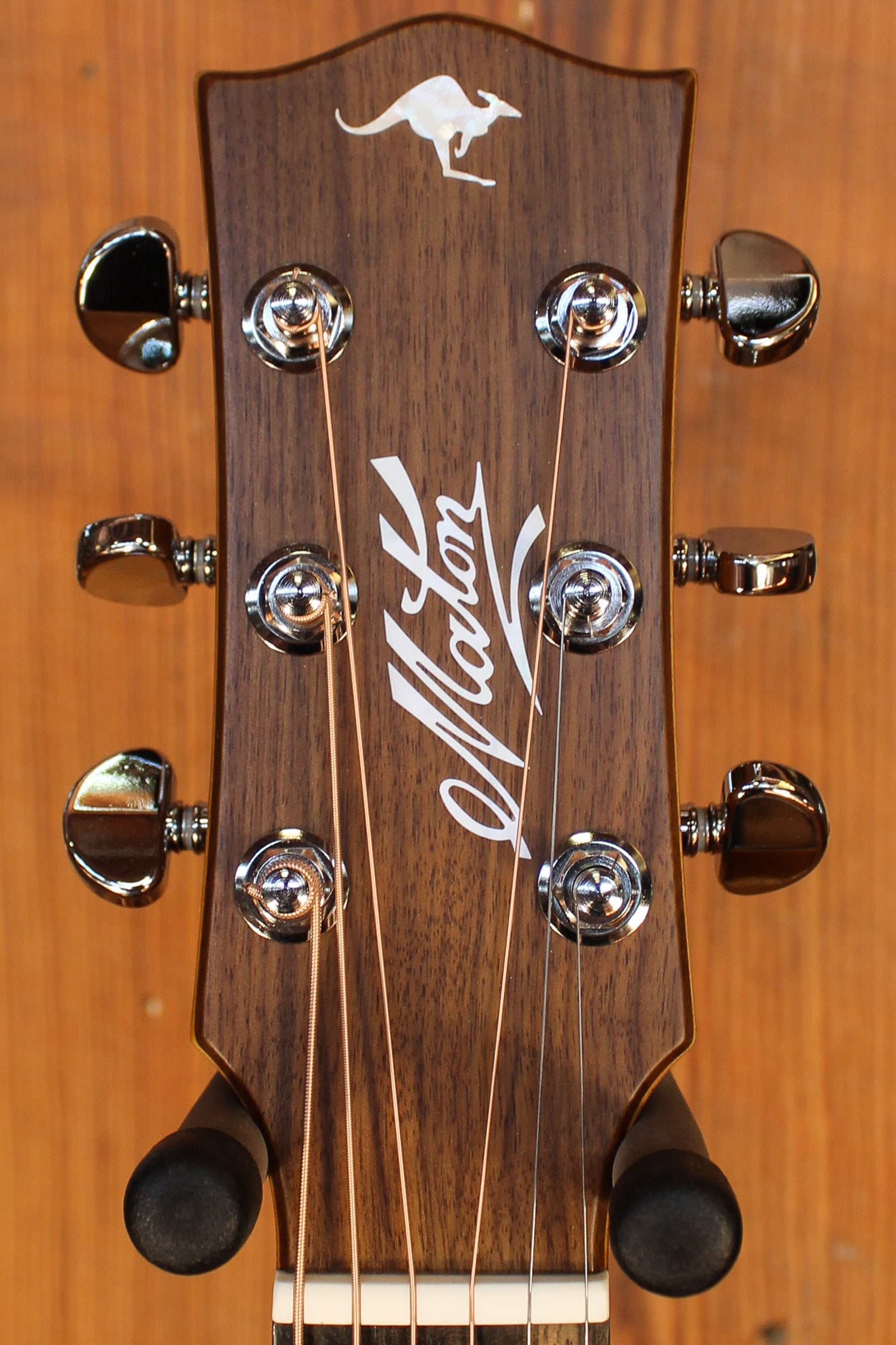 Maton EBG 808C TE Tommy Emmanuel Signature Guitar Cutaway - Artisan Guitars