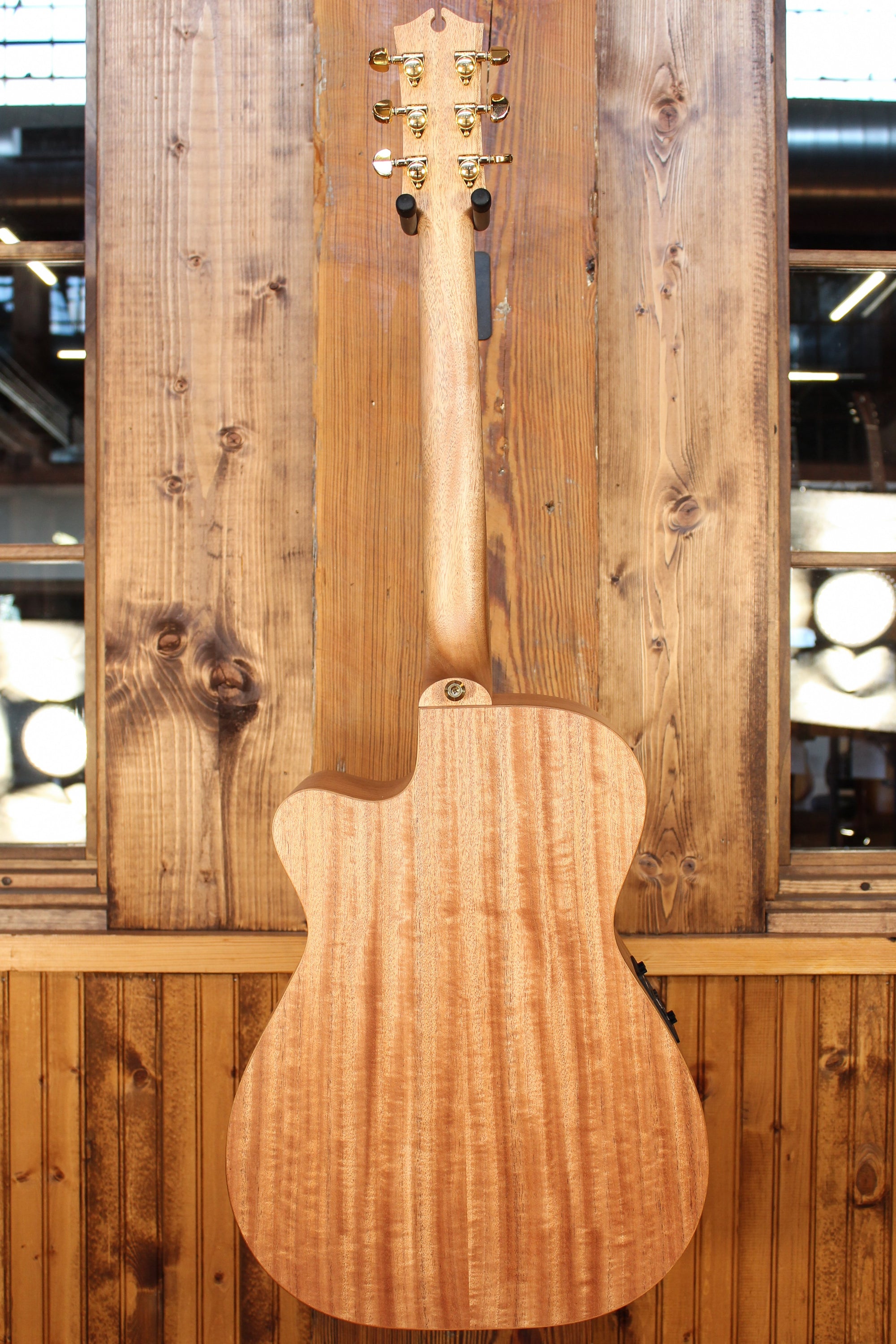 Maton EBG 808C MIC FIX Michael Fix Signature Guitar Sitka & Queensland Maple w/ Cutaway - Artisan Guitars