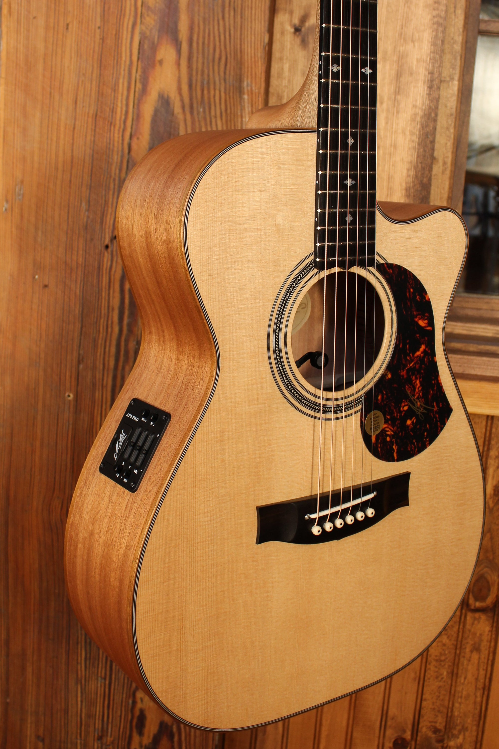 Maton EBG 808C MIC FIX Michael Fix Signature Guitar Sitka & Queensland Maple w/ Cutaway - Artisan Guitars