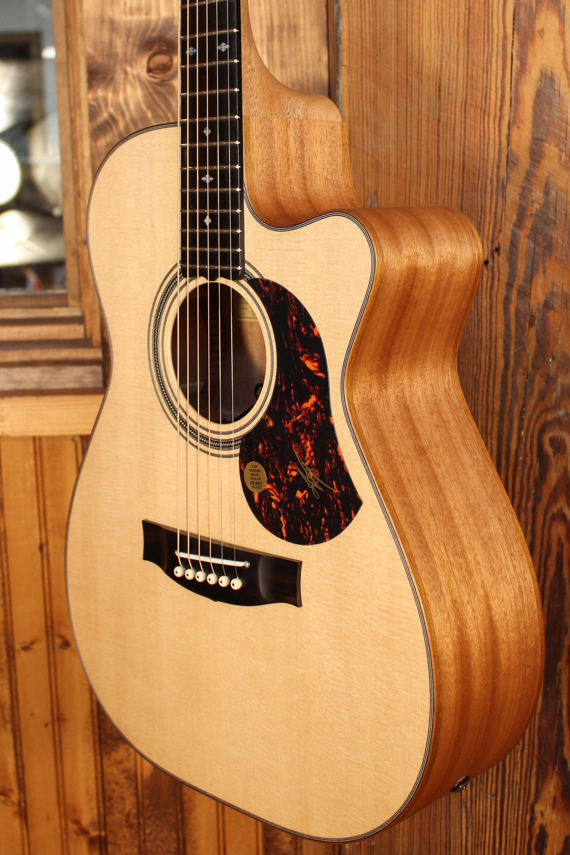 Maton EBG 808C MIC FIX Michael Fix Signature Guitar Sitka & Queensland Maple w/ Cutaway - Artisan Guitars