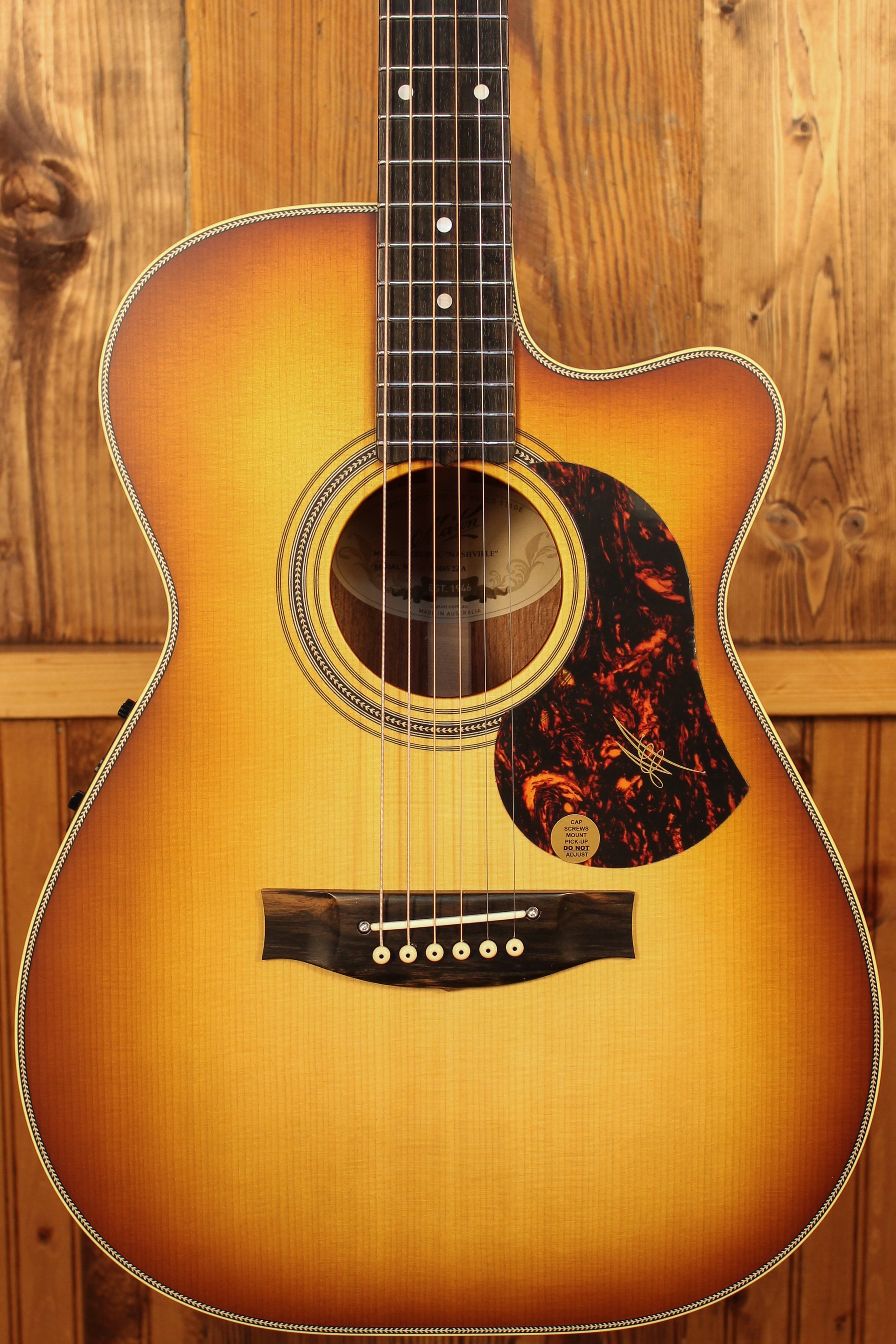 Maton EBG808 Nashville Cutaway w/ Sitka Spruce & Blackwood - Artisan Guitars
