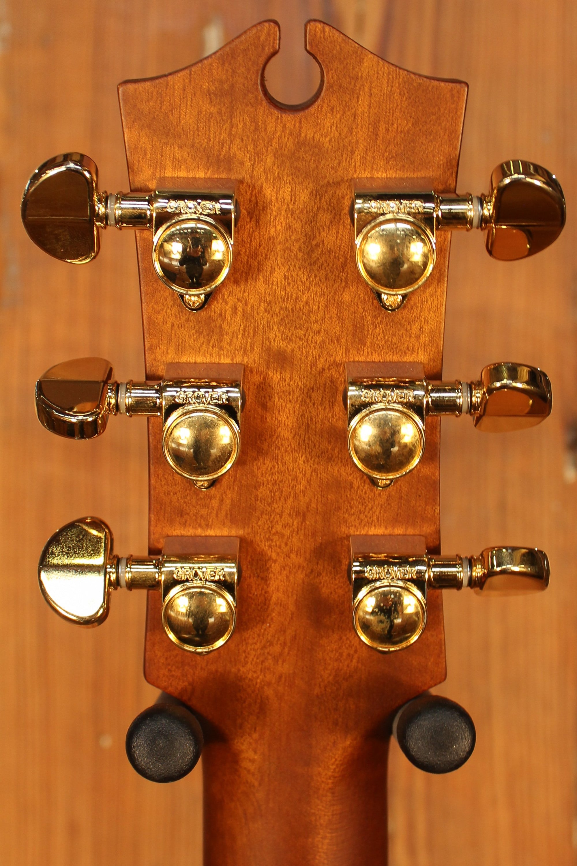 Maton EBG808 Nashville Cutaway w/ Sitka Spruce & Blackwood - Artisan Guitars