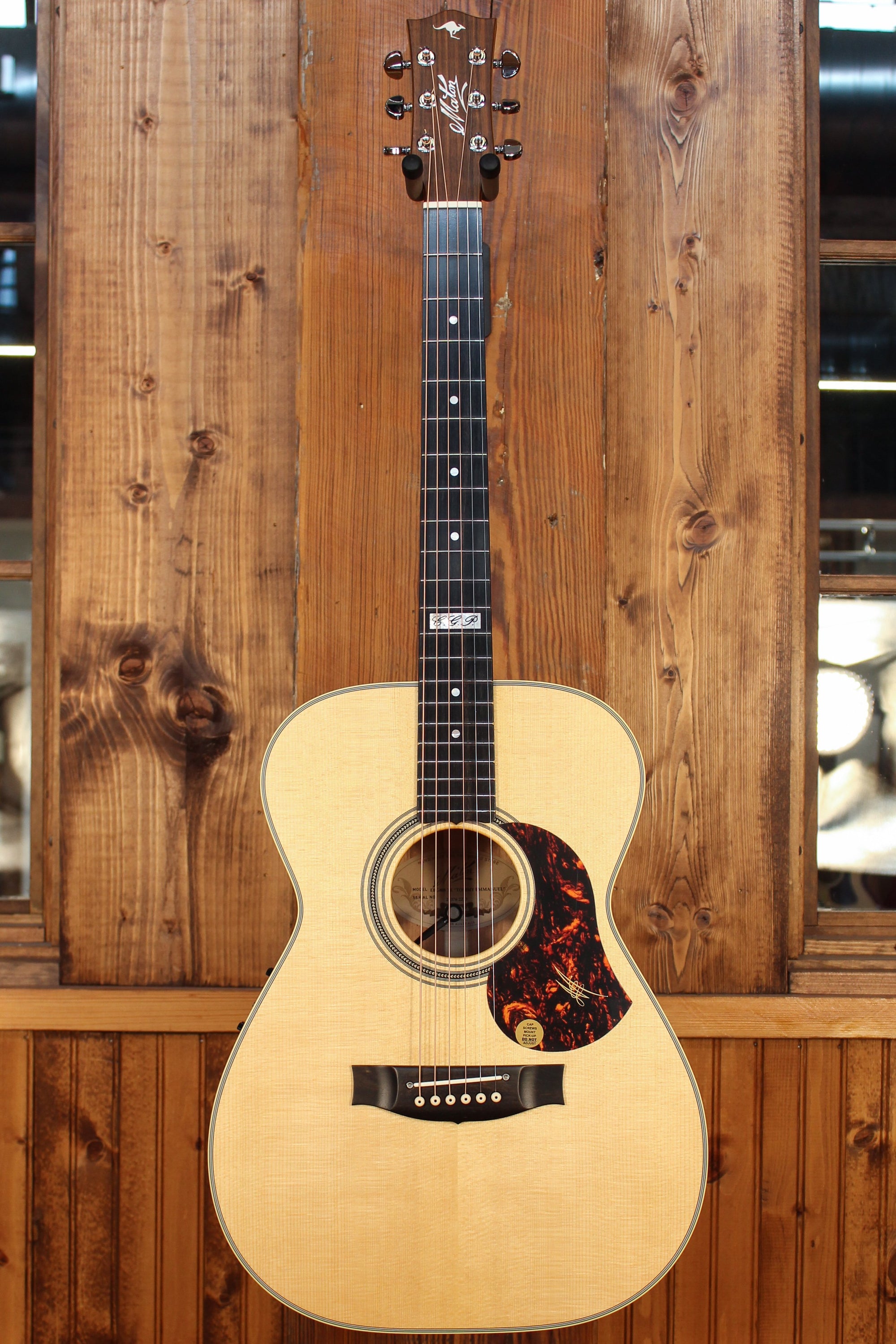 Maton EBG808 TE Tommy Emmanuel Signature Guitar - Artisan Guitars