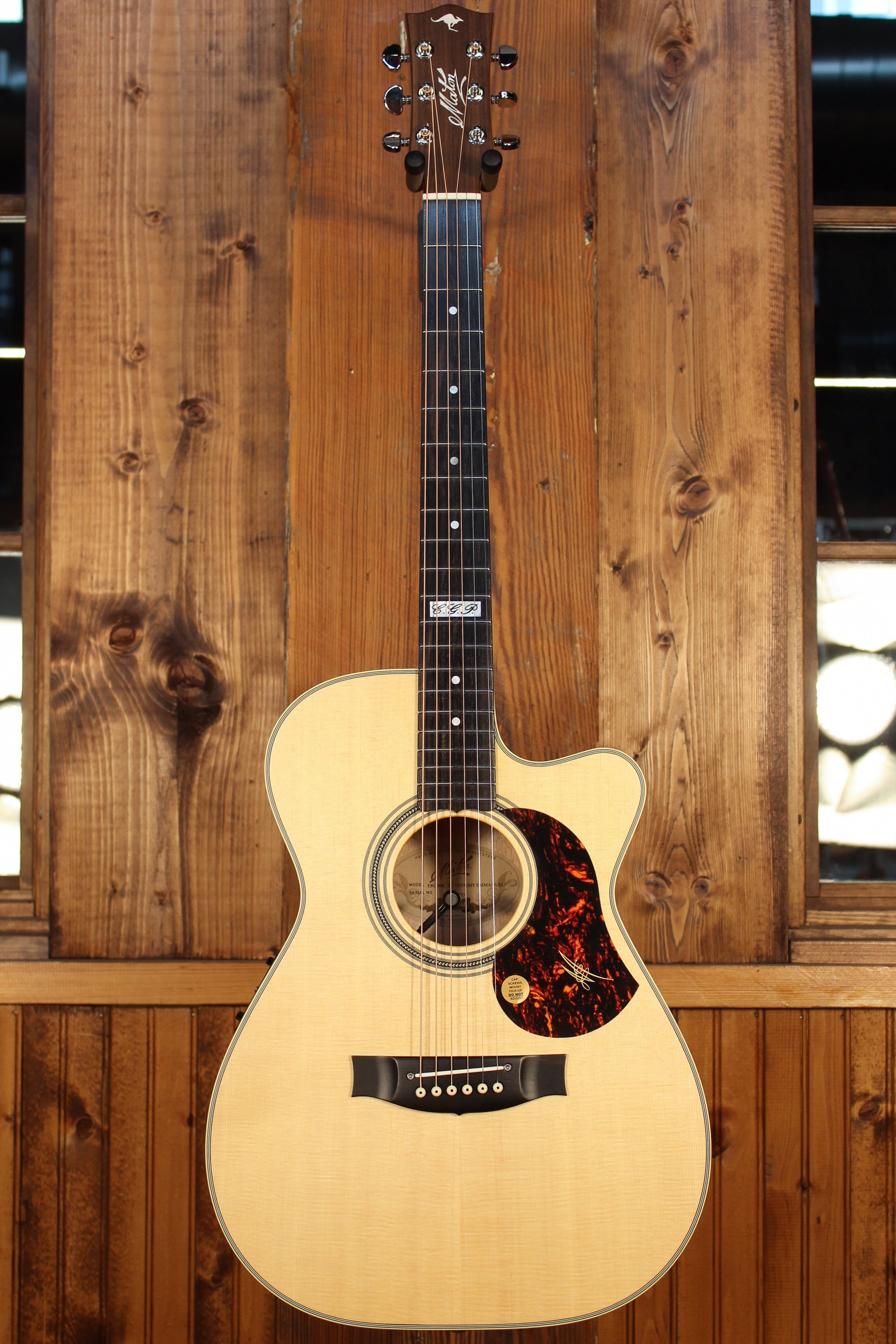Maton EBG 808C TE Tommy Emmanuel Signature Guitar Cutaway - Artisan Guitars