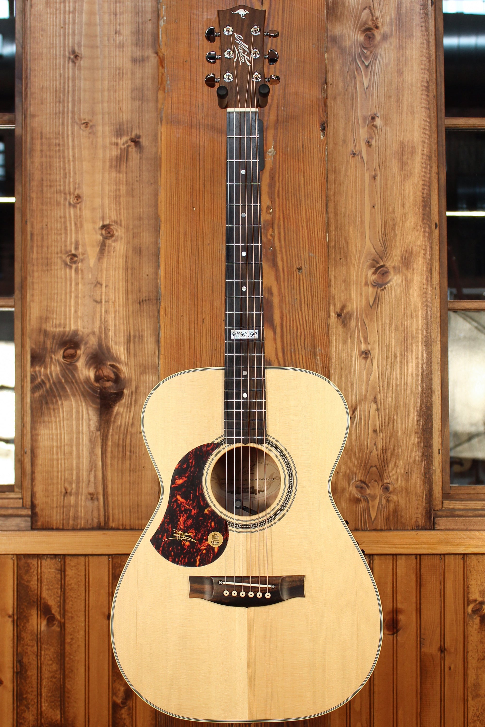 Maton EBG808 TE Left-Handed Tommy Emmanuel Signature Model - Artisan Guitars