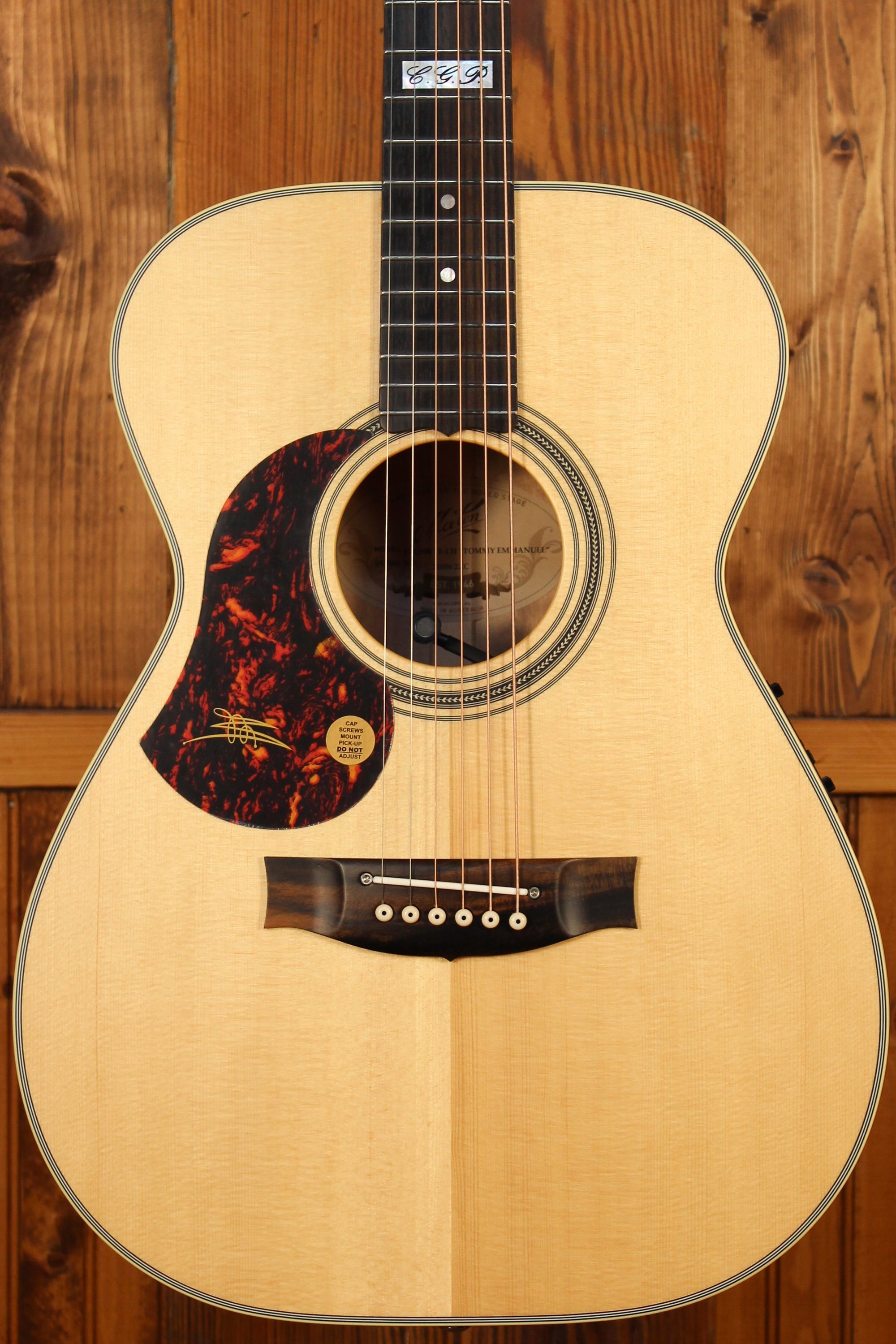 Maton EBG808 TE Left-Handed Tommy Emmanuel Signature Model - Artisan Guitars
