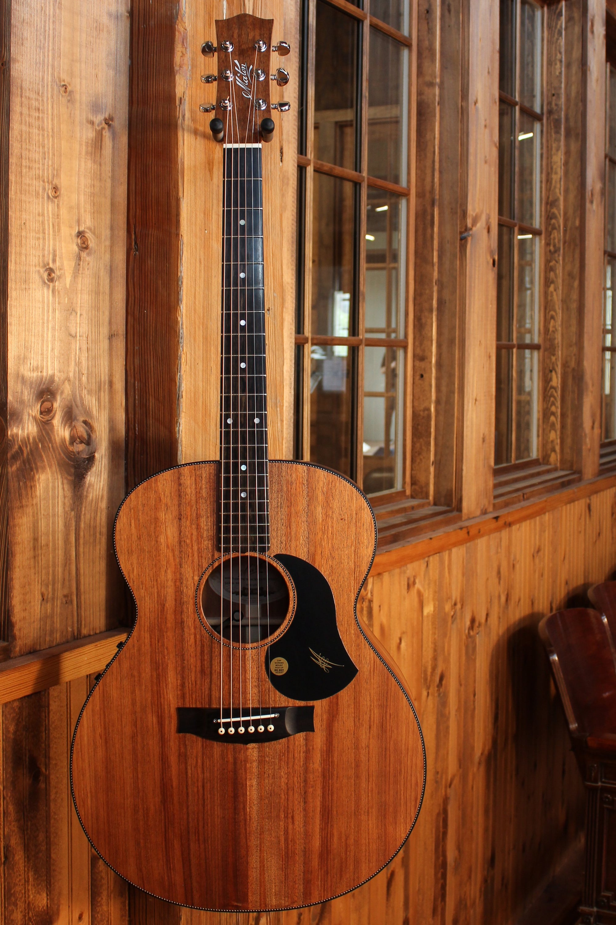 Maton EBW70J Blackwood Jumbo w/ AP5 Pro - Artisan Guitars