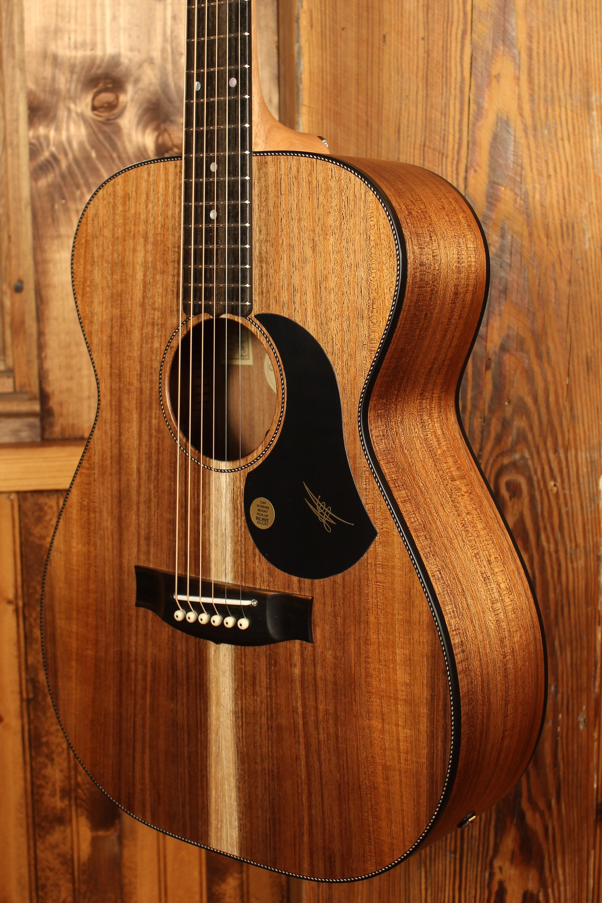Maton EBW808 Guitar w/ Blackwood Top, Back & Sides w/ AP5 Pro Pickup System - Artisan Guitars