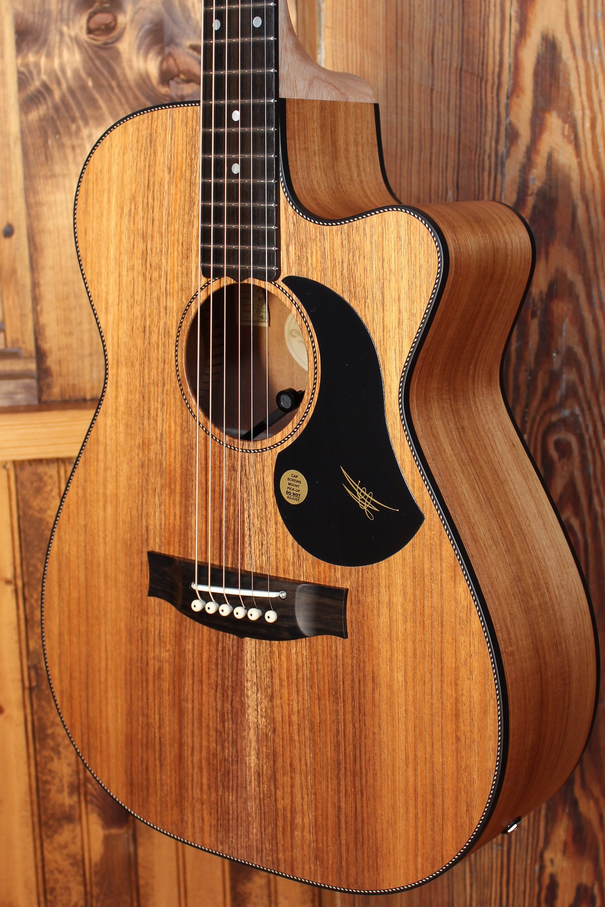 Maton EBW808C Guitar Blackwood - Artisan Guitars