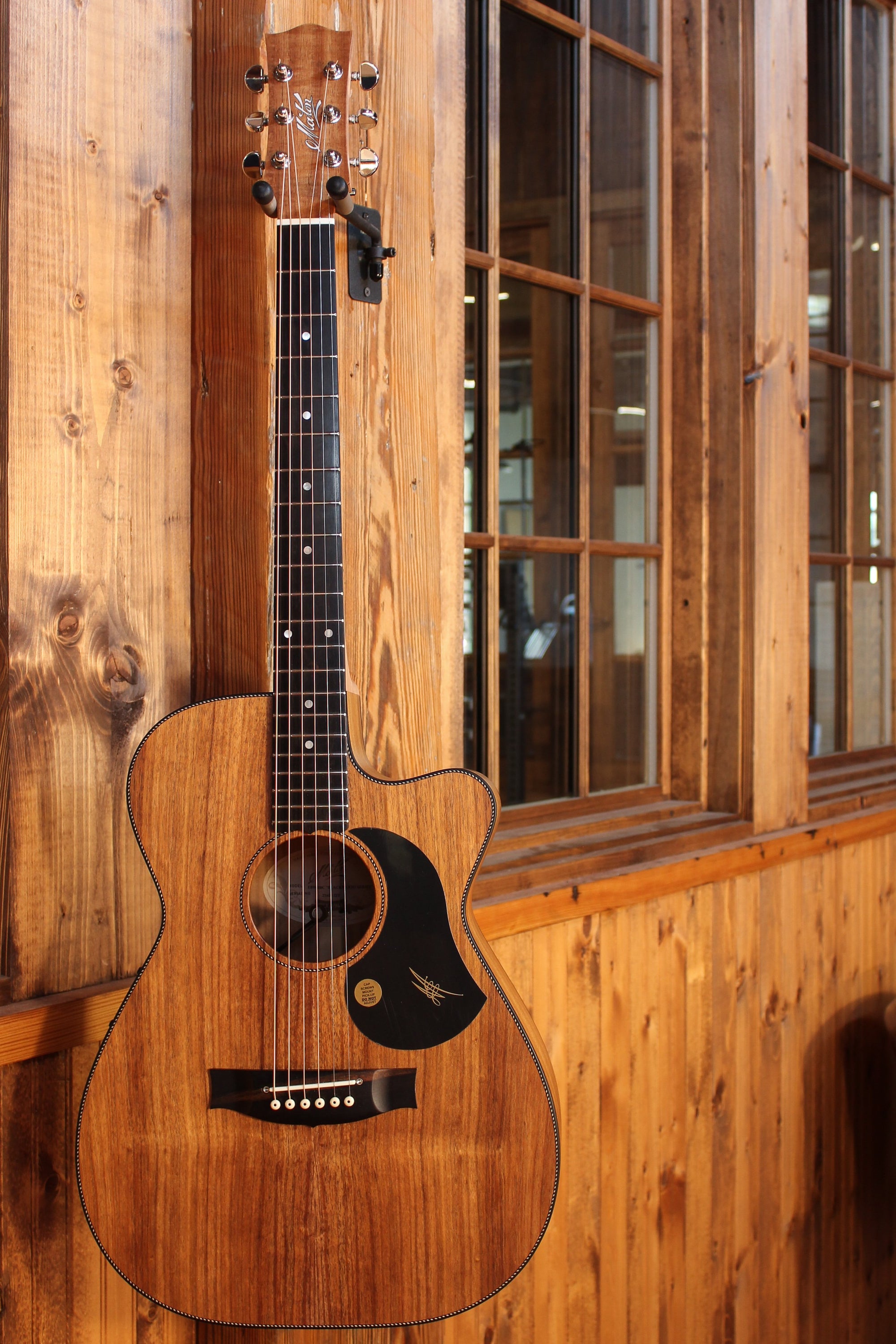 Maton EBW808C Guitar w/ Blackwood Top, Back & Sides w/ AP5 Pro Pickup System - Artisan Guitars