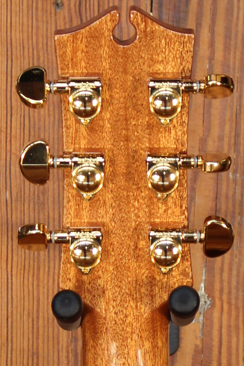 Maton EM100J Jumbo Messiah with Sitka and Indian Rosewood - Artisan Guitars