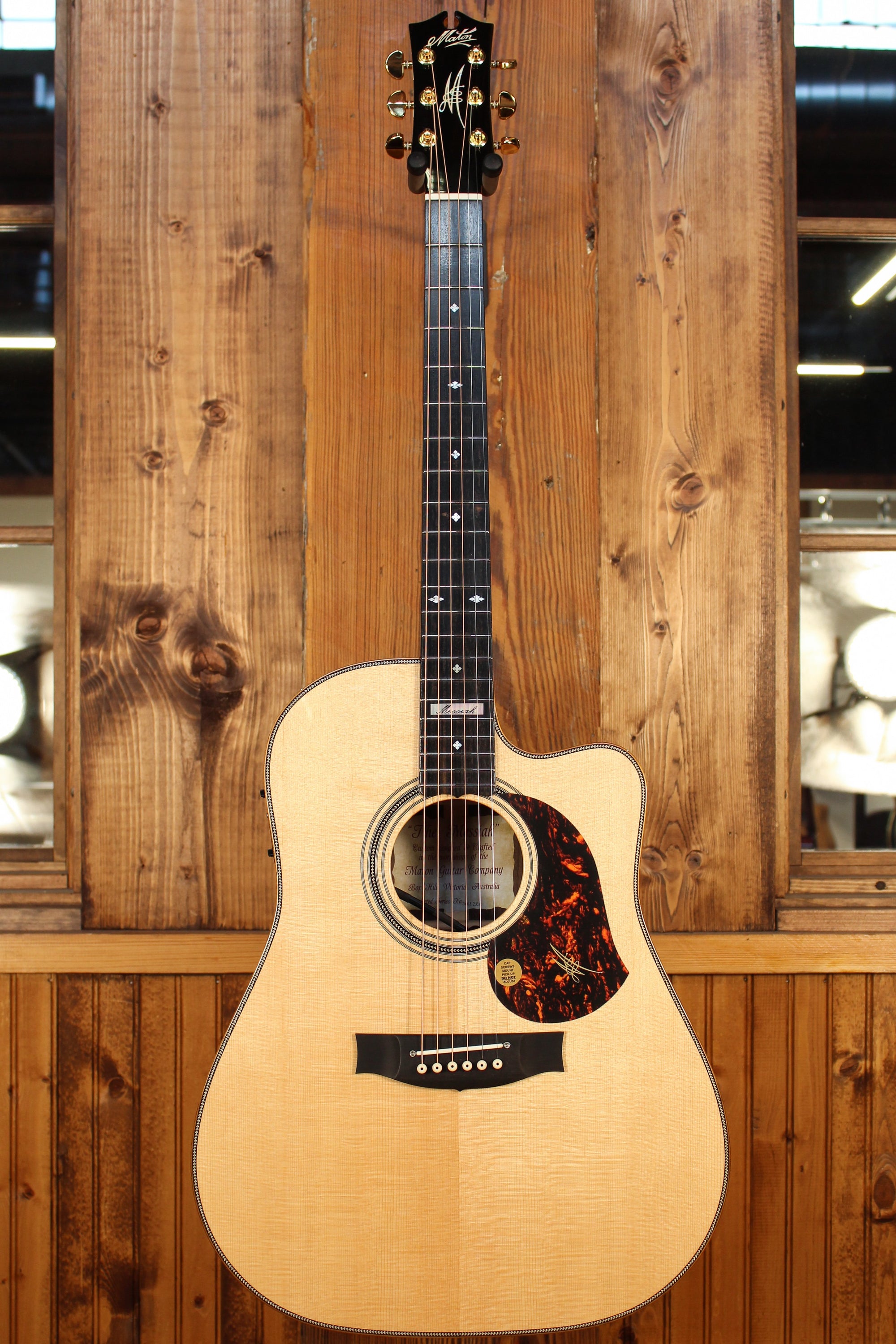 Maton EM100C Messiah Guitar Sitka Spruce & Indian Rosewood - Artisan Guitars