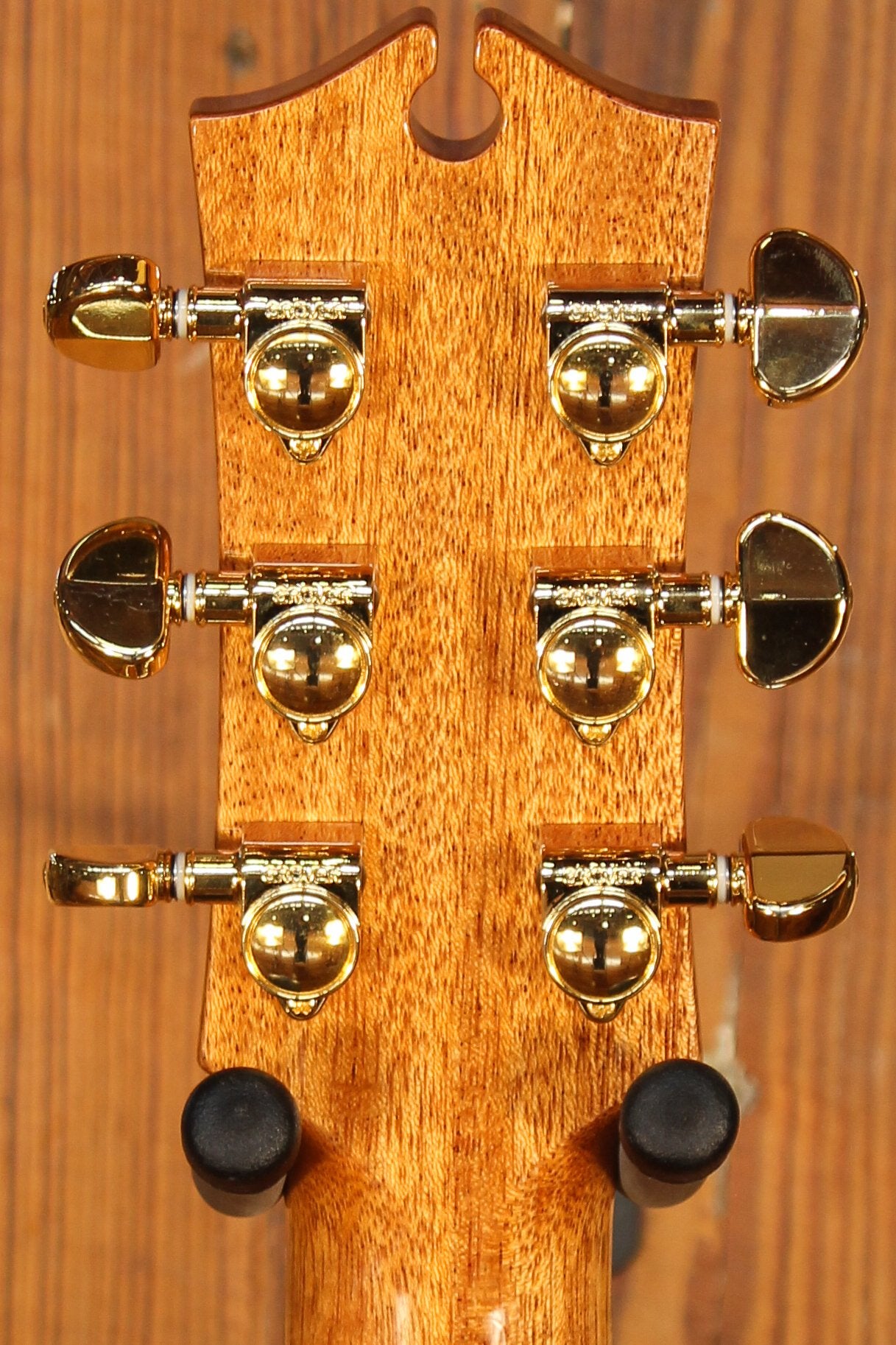 Maton EM100C Messiah Guitar Sitka Spruce & Indian Rosewood - Artisan Guitars