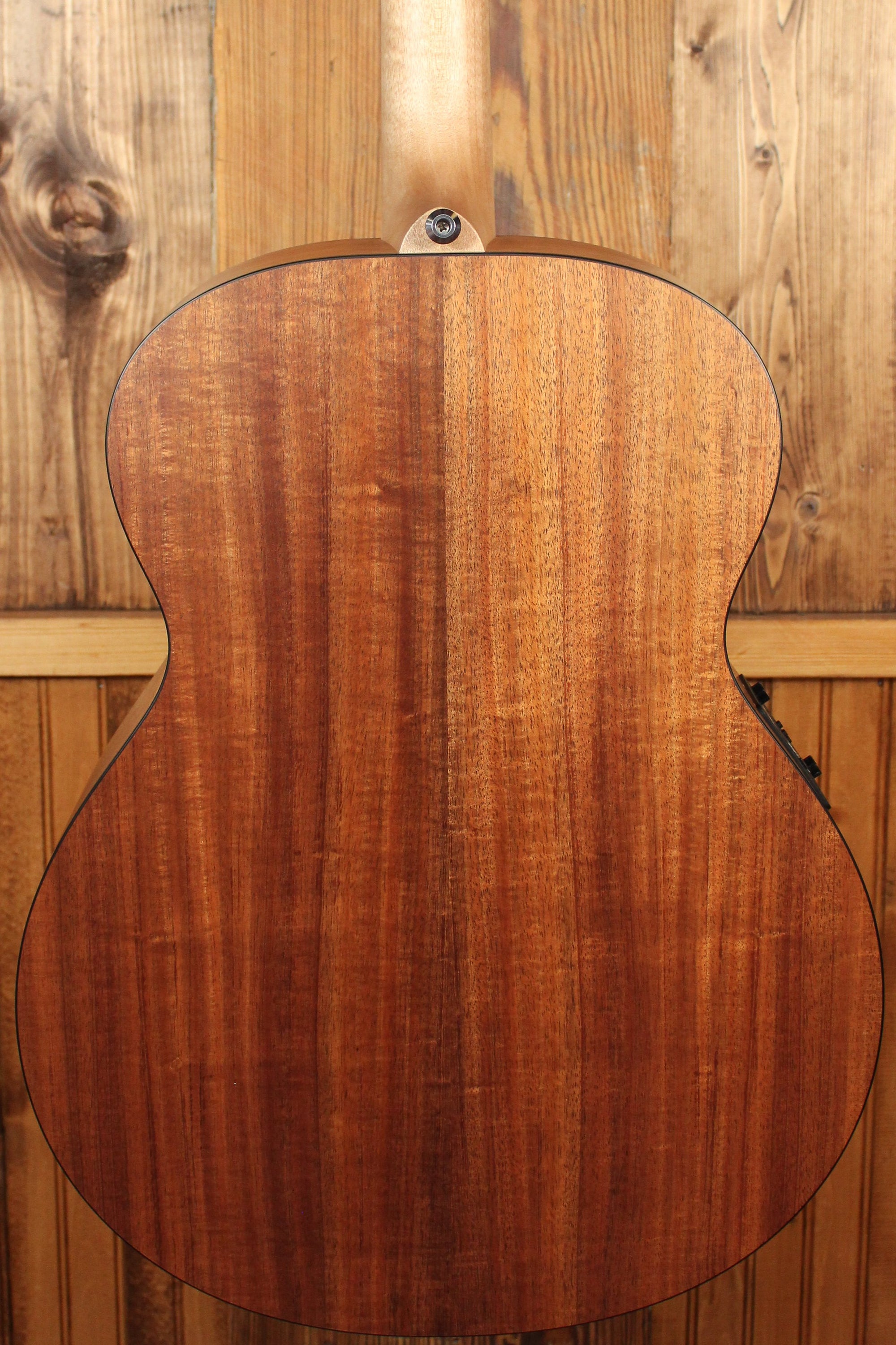 Maton SRS70J Sitka Spruce & Blackwood Jumbo w/ AP5 Pro - Artisan Guitars