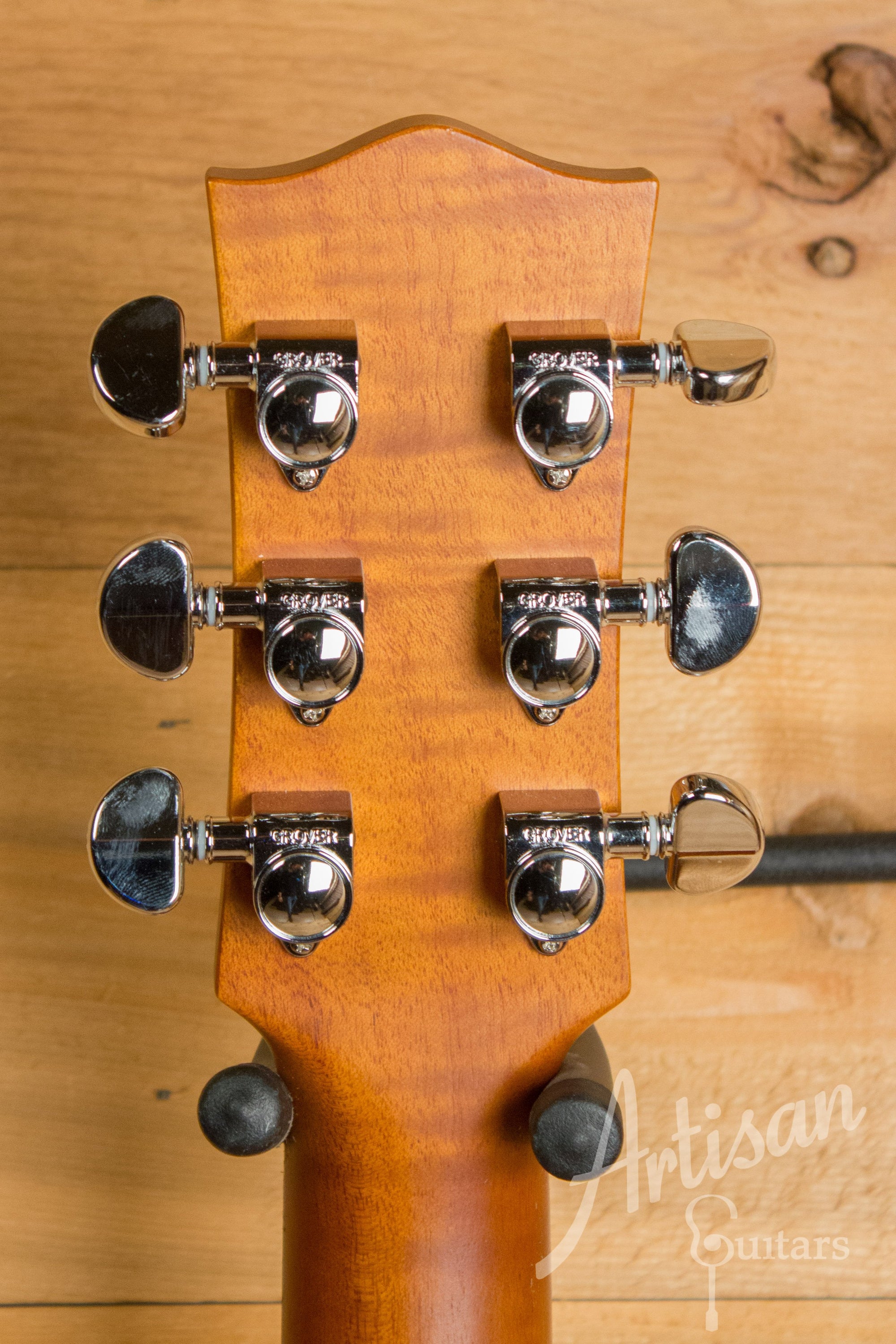 Maton EBG 808C TE Tommy Emmanuel Signature Guitar Cutaway ID-11206 - Artisan Guitars