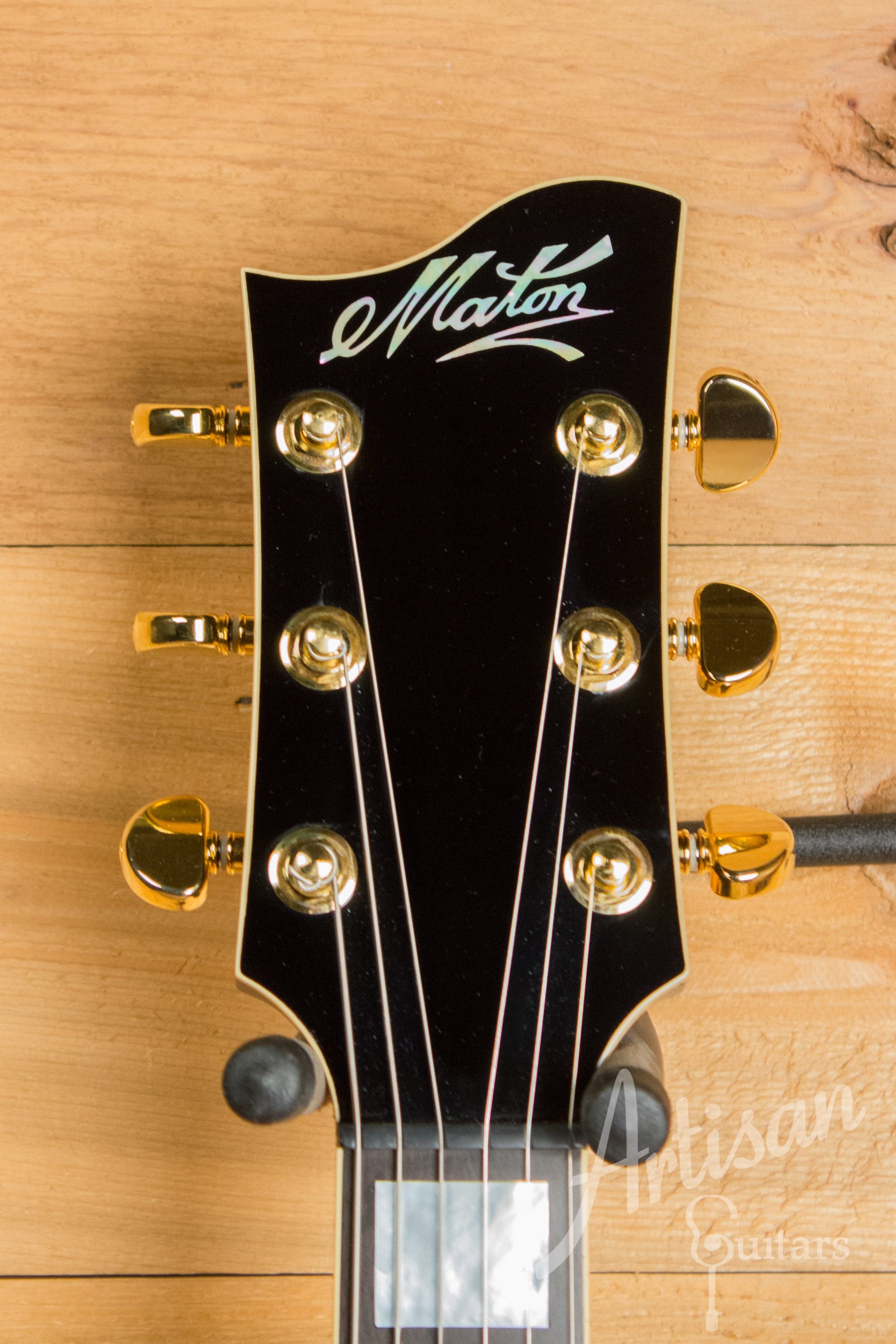Maton BB1200 Deluxe Electric Guitar Gloss Black Finish Pre-Owned 2012 ID-11217 - Artisan Guitars