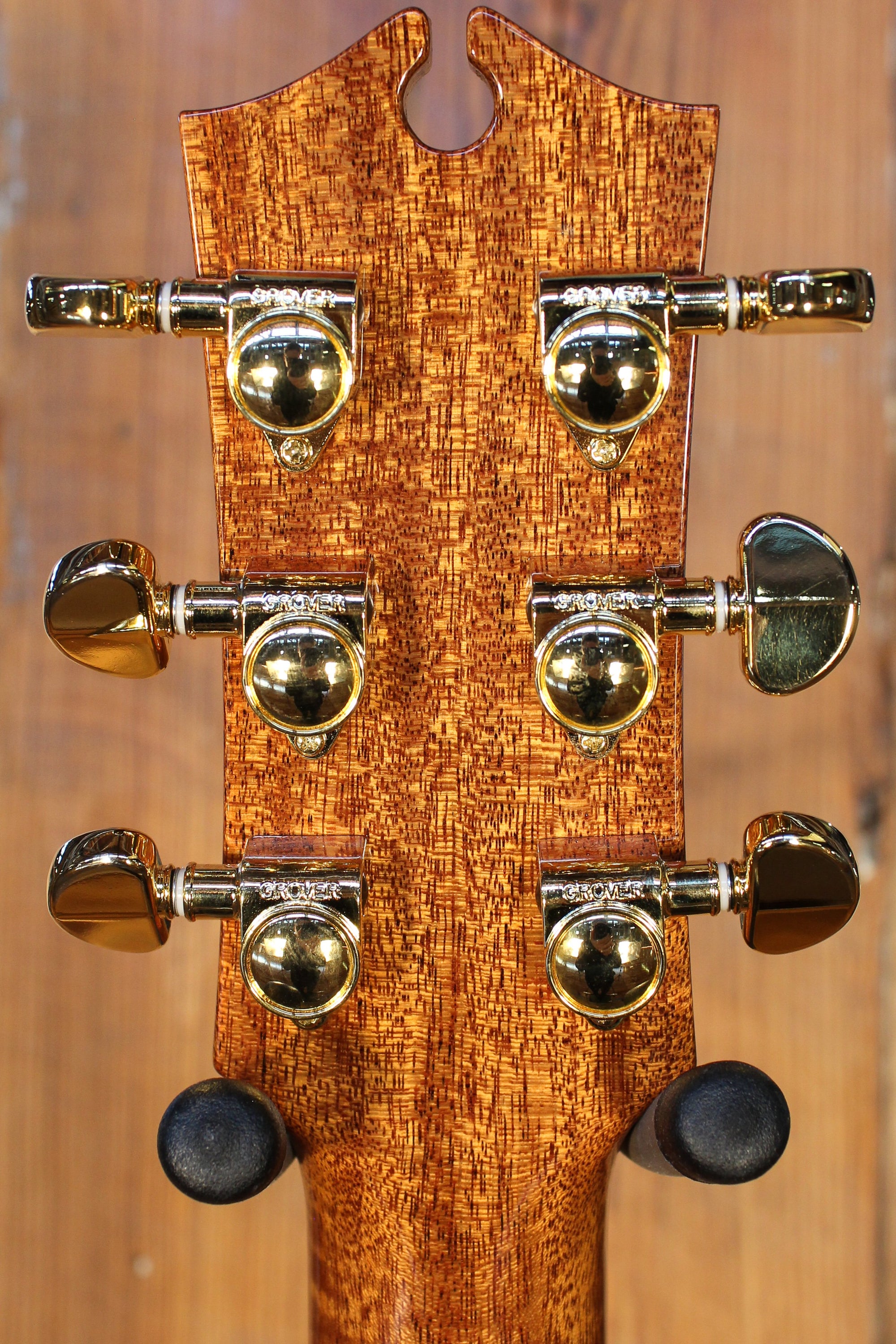 Maton EM100C 808 Messiah Series with Sitka & Rosewood w/ Cutaway Pre-Owned 2017 ID-13729 - Artisan Guitars