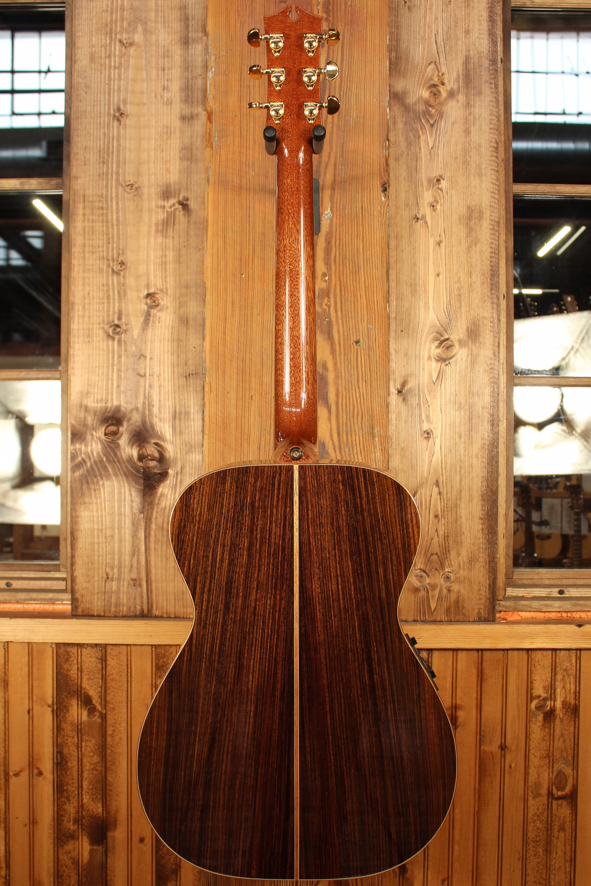 Maton EM100 808 Messiah Series with Sitka and Indian Rosewood  ID-13793 - Artisan Guitars