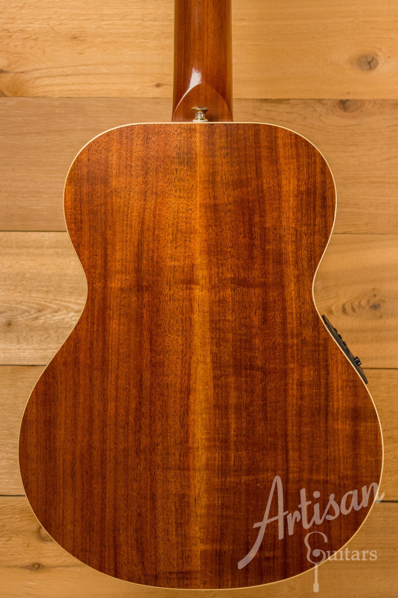 Maton EMD6 Mini Maton Diesel Sitka with Blackwood and Vintage Amber Sunburst Pre-Owned 2012 ID-10754 - Artisan Guitars