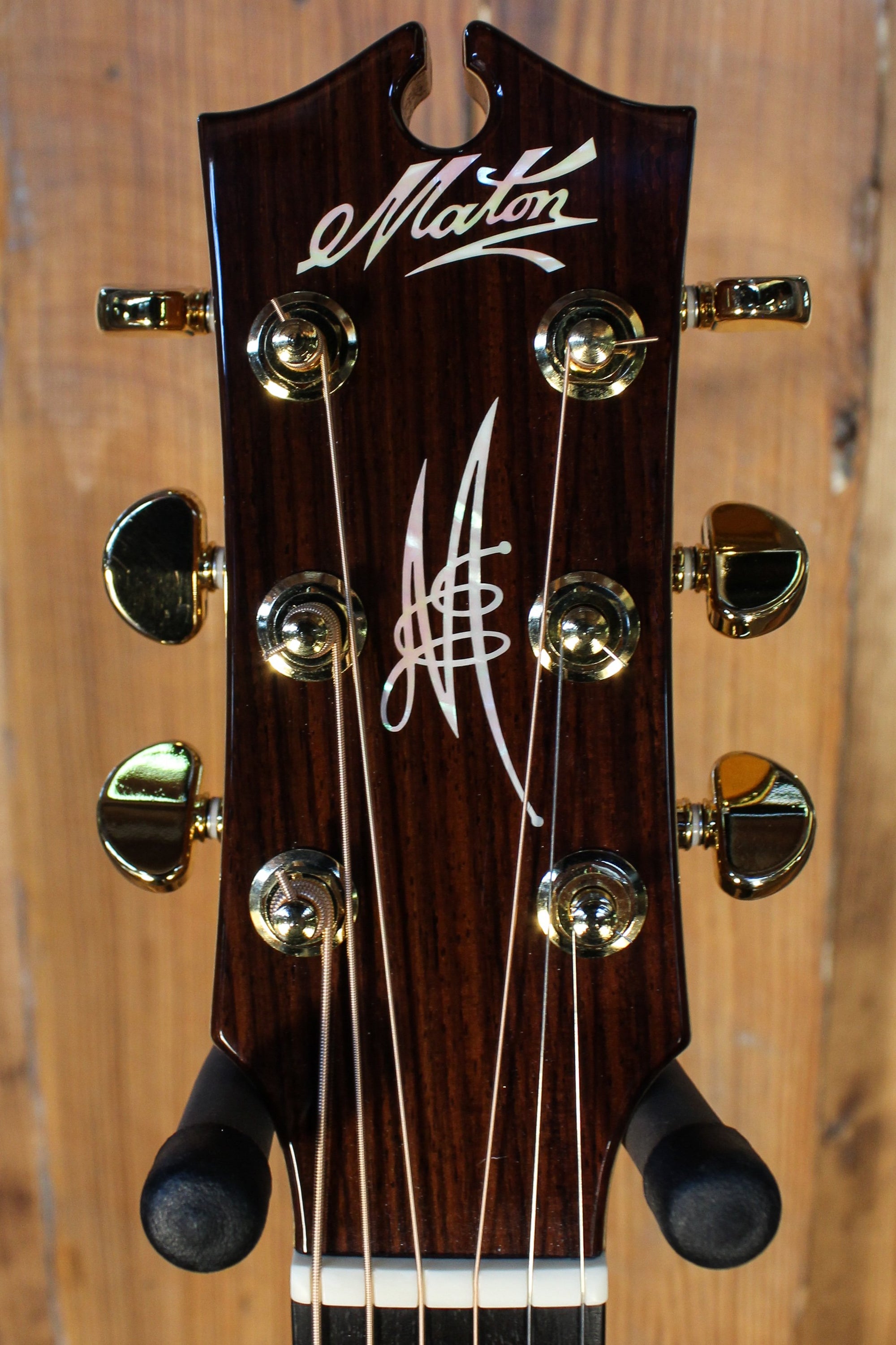 Maton EM100C 808 Messiah Series with Sitka & Rosewood w/ Cutaway Pre-Owned 2017 ID-13729 - Artisan Guitars