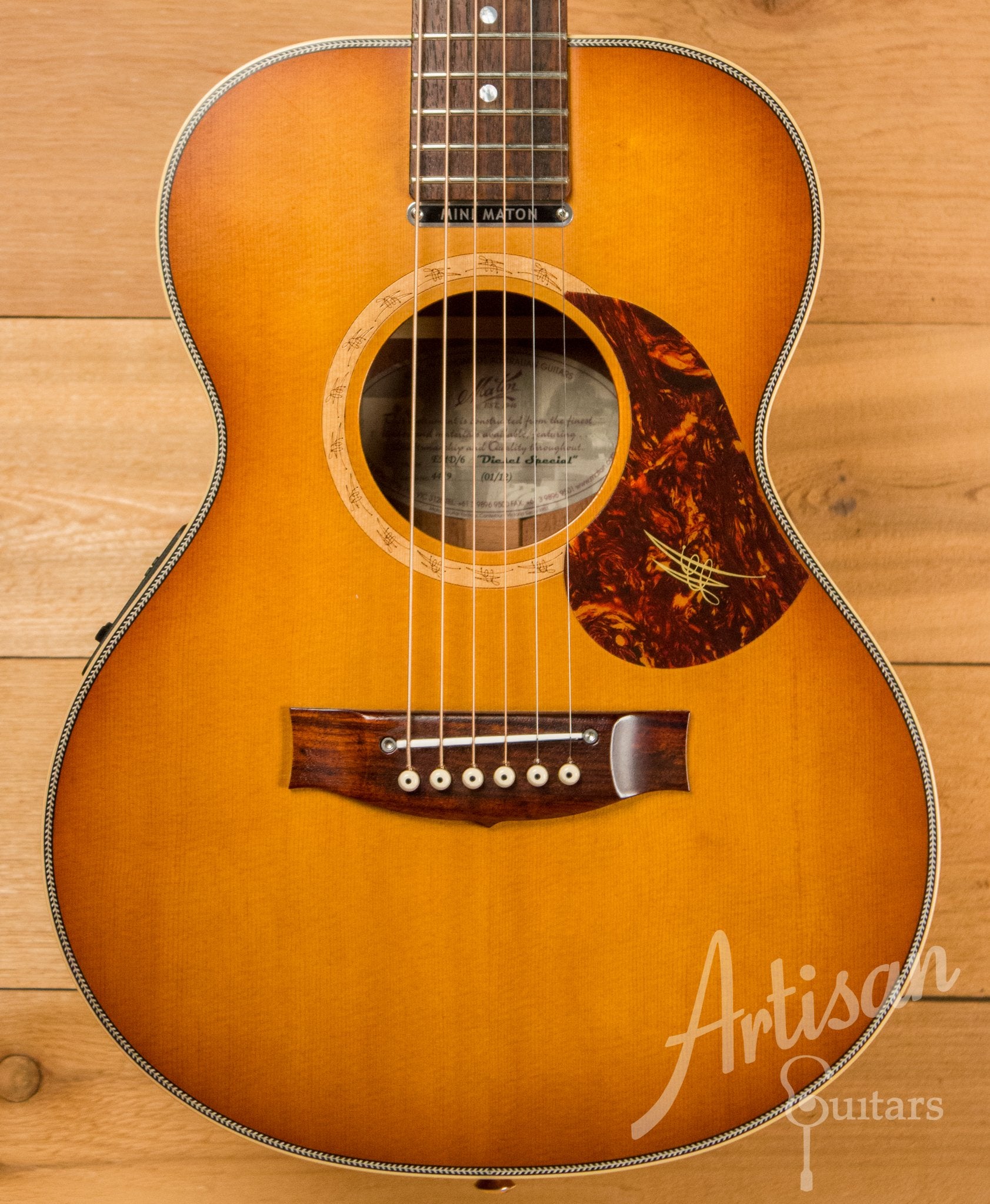 Maton EMD6 Mini Maton Diesel Sitka with Blackwood and Vintage Amber Sunburst Pre-Owned 2012 ID-10754 - Artisan Guitars