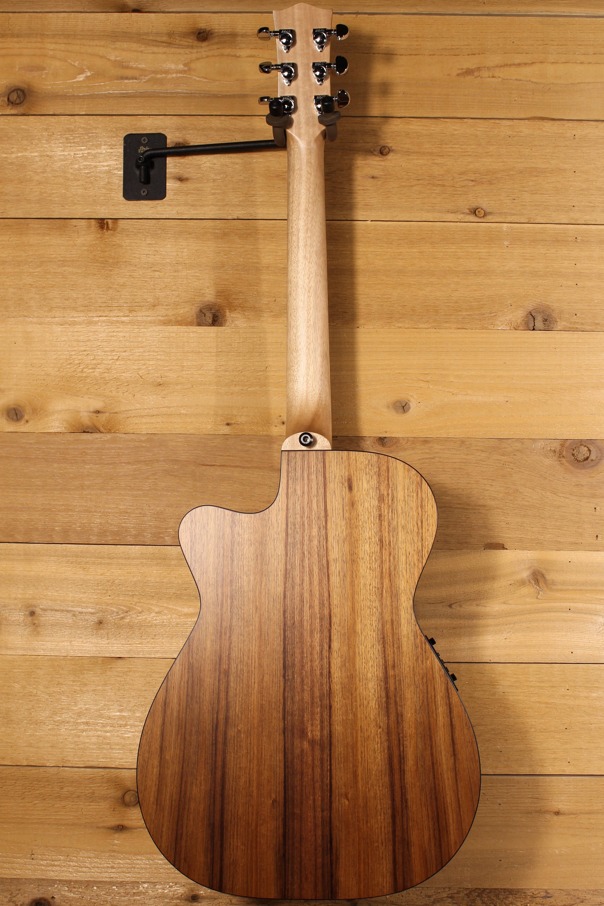 Maton EBW808 Cutaway Guitar w/ Blackwood Top, Back & Sides w/ AP5 Pro Pickup System ID-13696 - Artisan Guitars