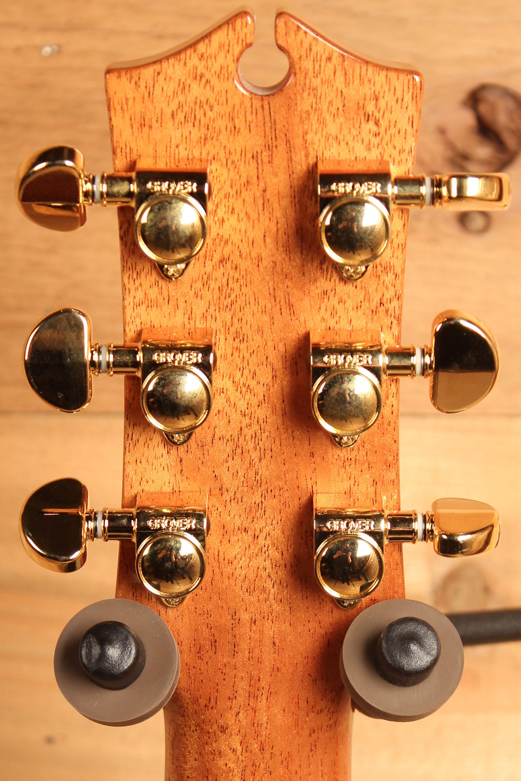 Maton EM100C Messiah Guitar Sitka Spruce & Indian Rosewood w/ AP5 Pro ID-13079 - Artisan Guitars