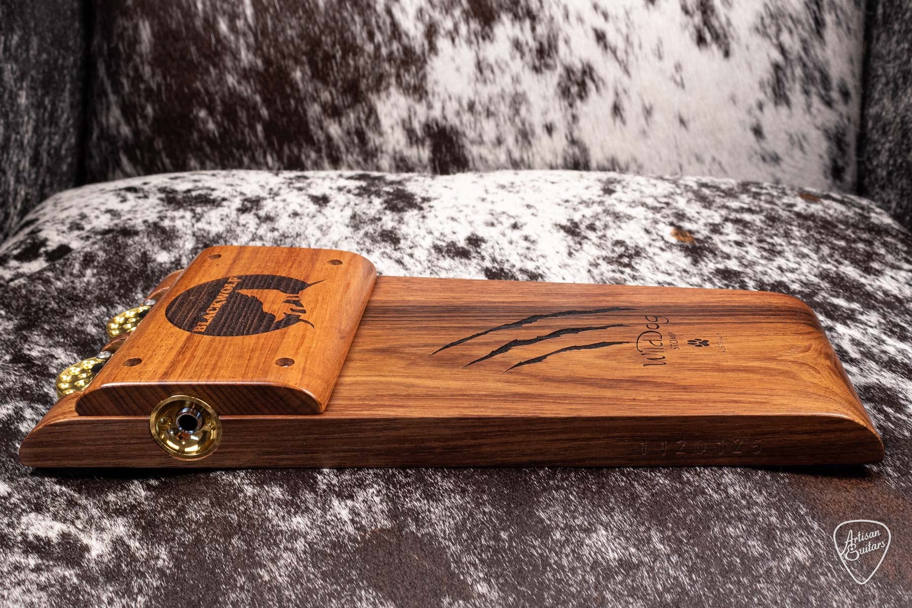 Wild Dog Custom Shop Blackwolf Stomp Box -  1120125
