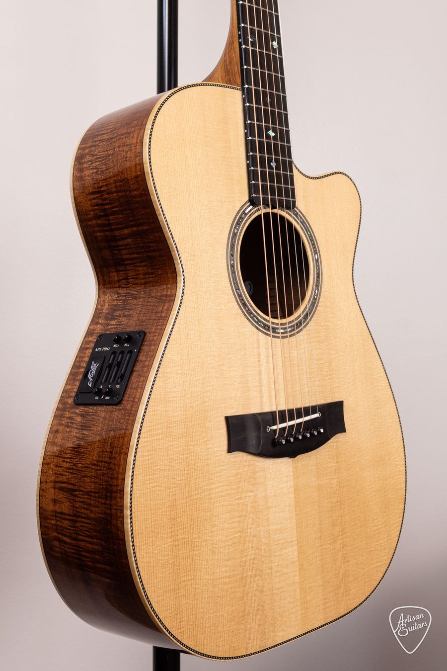 Maton Guitars Pre-Owned Custom Shop 808C - 16932