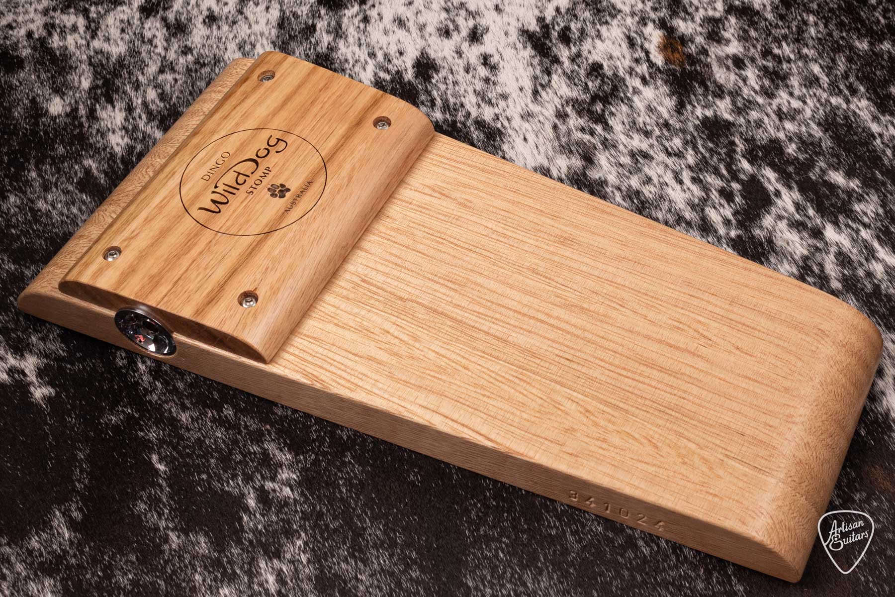 Wild Dog Dingo Stomp Box - 341024