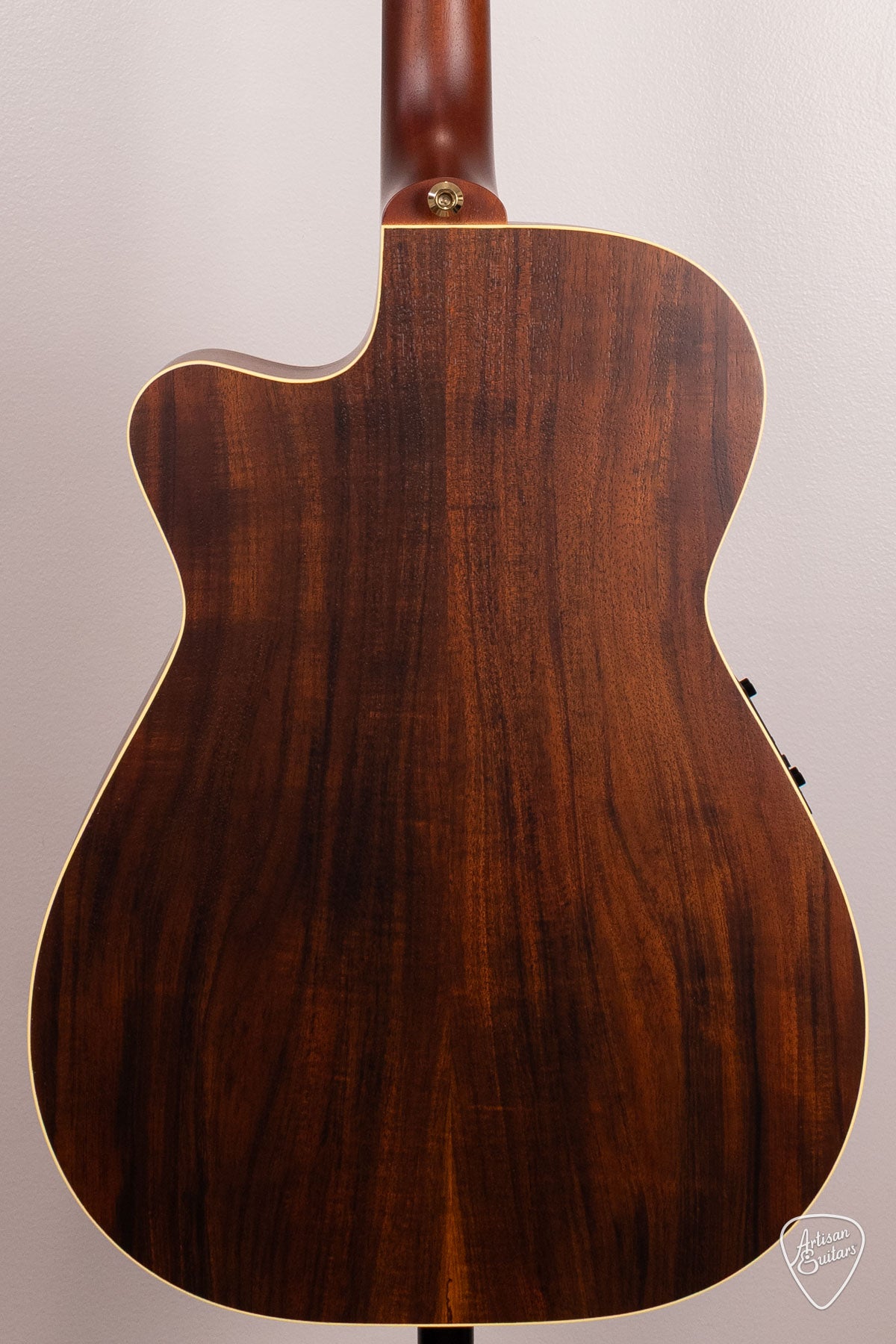 Maton Guitars EBG-808C Nashville Cutaway - 17267