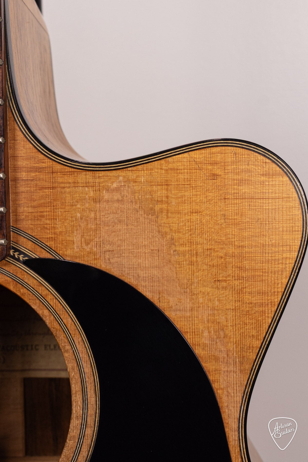 Maton Guitars PRE-OWNED EBG-808-C Cutaway - 17120
