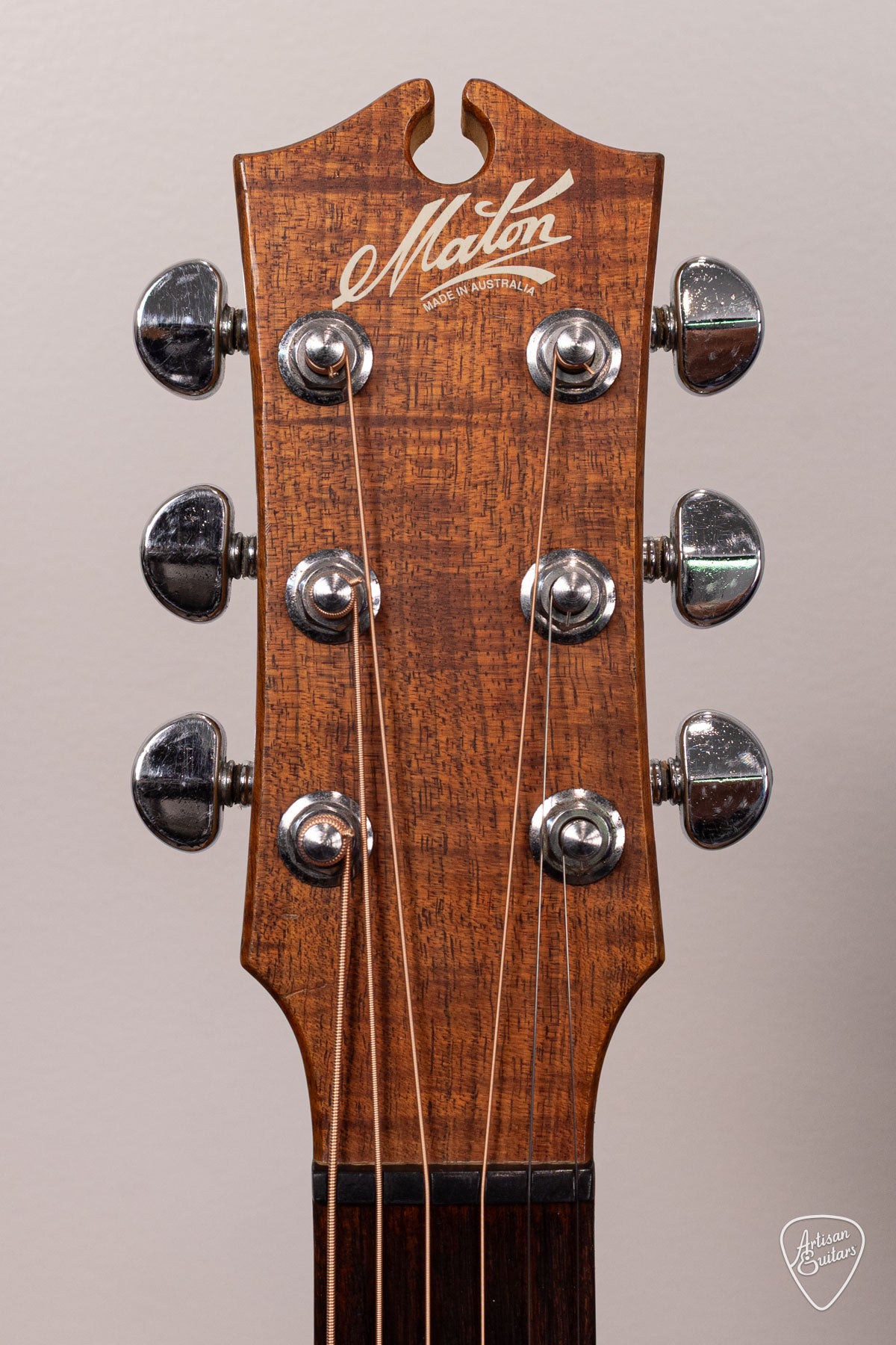 Maton Guitars PRE-OWNED EBG-808-C Cutaway - 17120