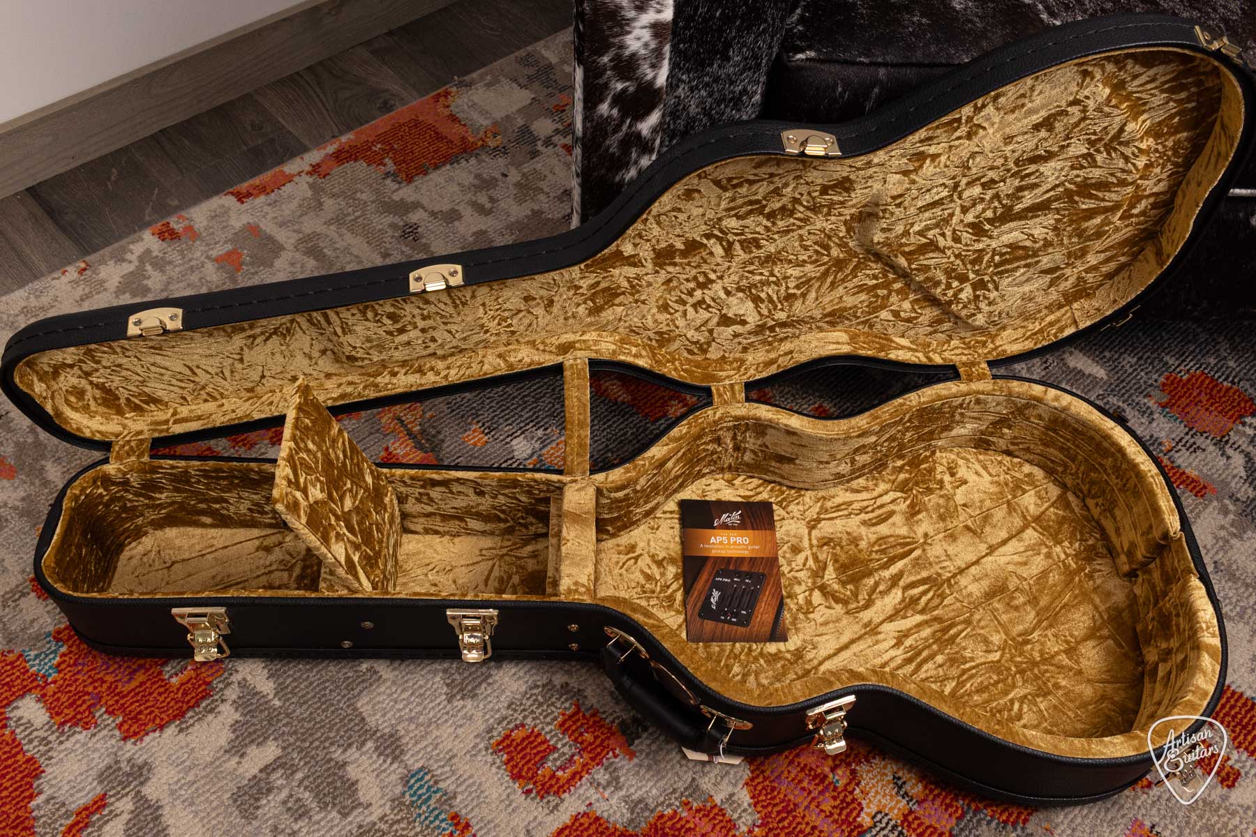 Maton Guitars PRE-OWNED EBG-808-C Cutaway - 17120