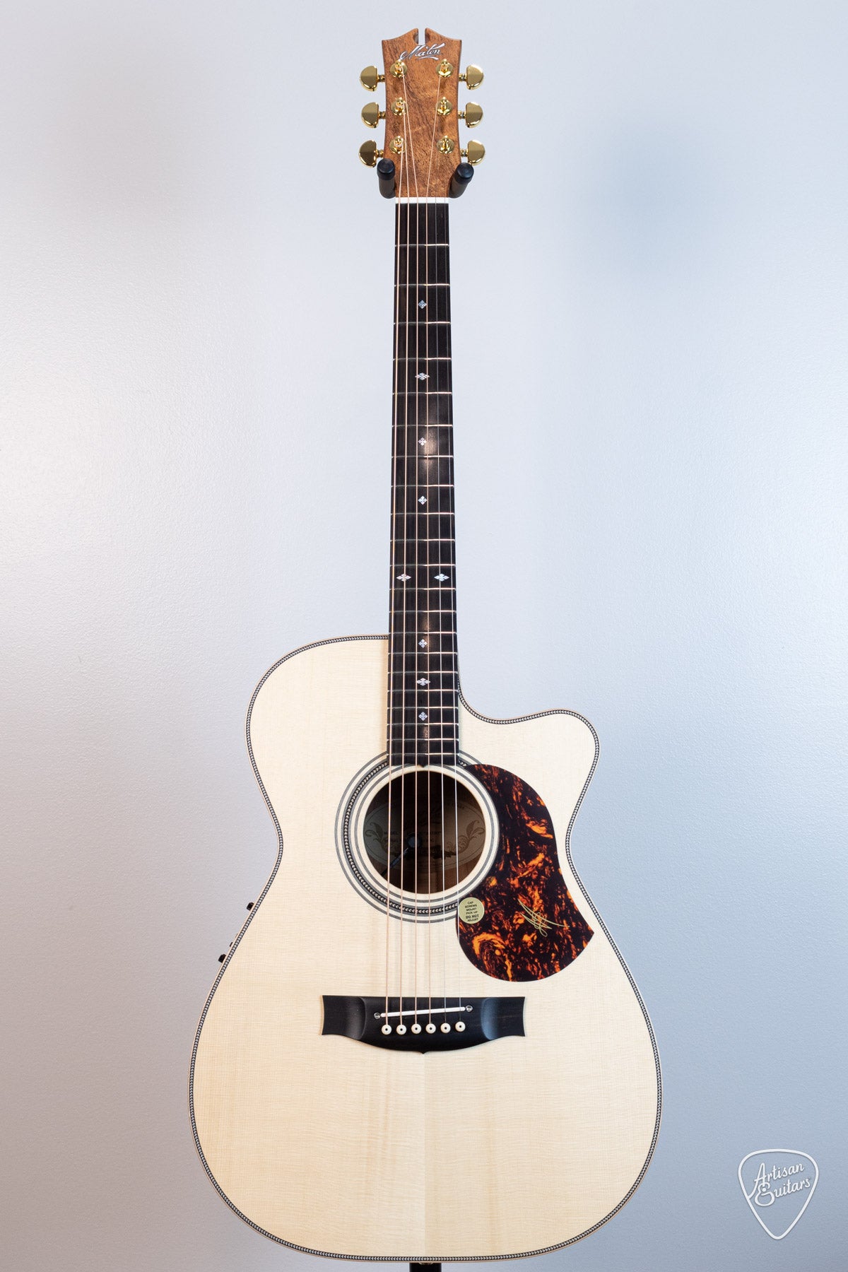 Maton Guitars EBG-808-C Artist Cutaway - 16942