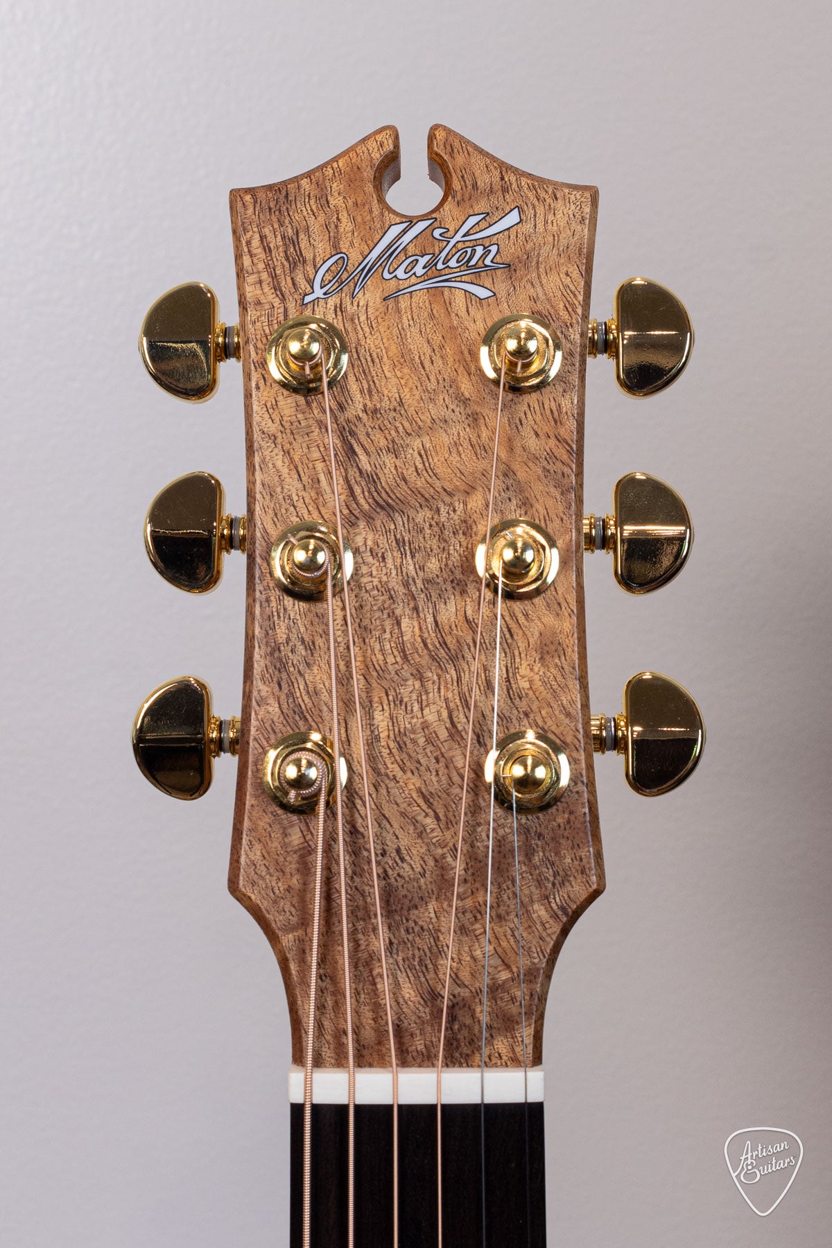 Maton Guitars EBG-808-C Artist Cutaway - 16942