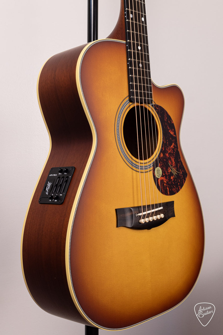 Maton Guitars EBG-808C Nashville Cutaway - 16888