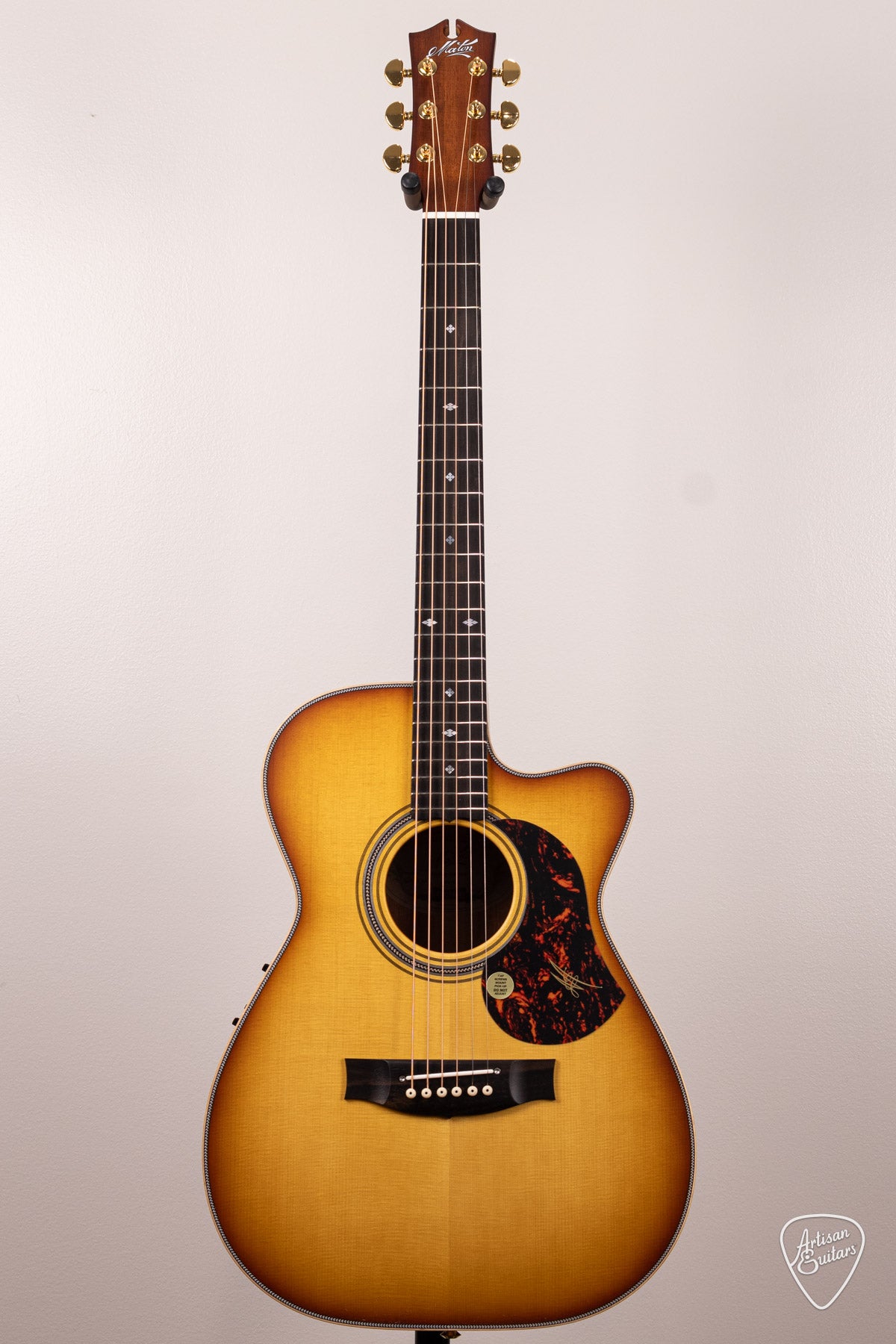 Maton Guitars EBG-808-C Artist Sunburst Cutaway - 16801