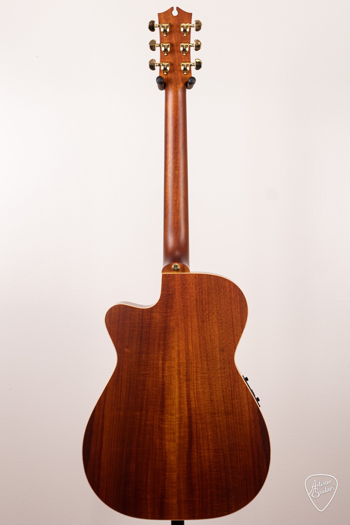Maton Guitars EBG-808-C Artist Sunburst Cutaway - 16801