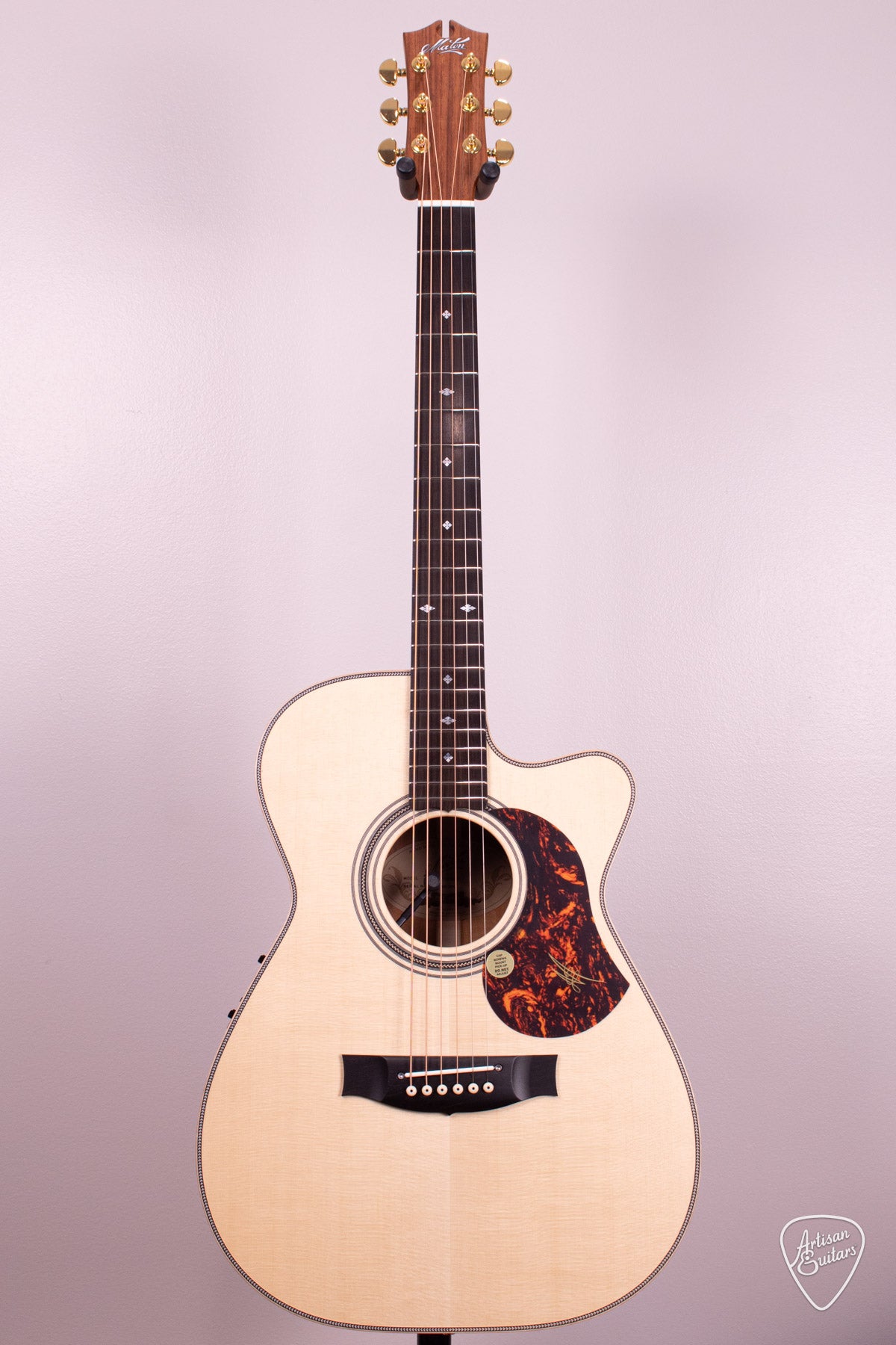 Maton Guitars EBG-808-C Artist Cutaway - 16978