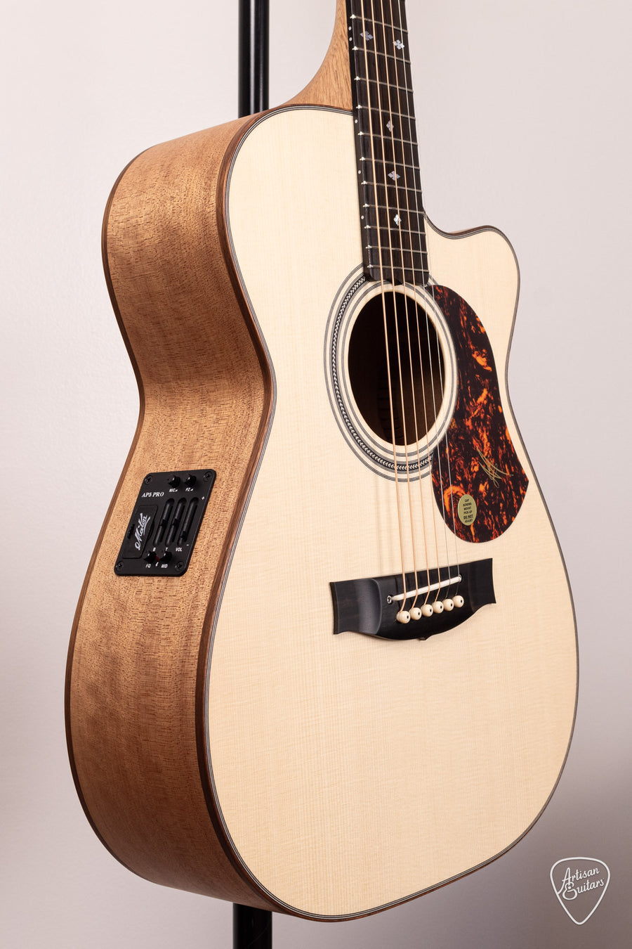 Maton Guitars EBG-808 Mic Fix Cutaway - 16889