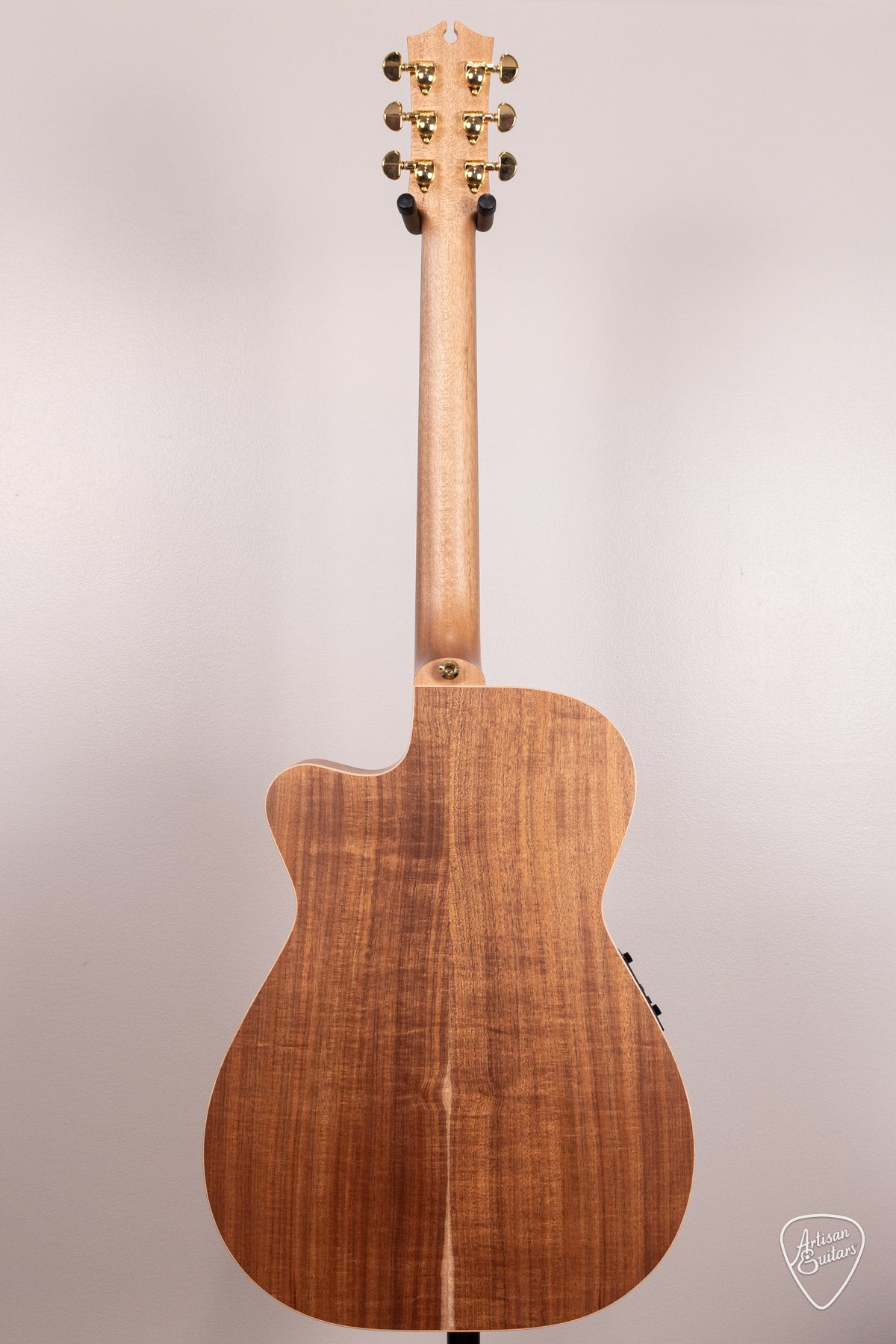 Maton Guitars EBG-808-C Artist Cutaway - 17221