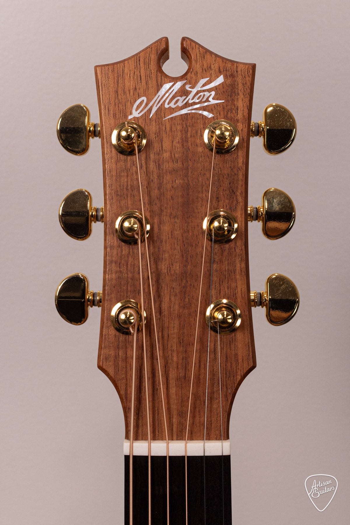 Maton Guitars EBG-808C Mic Fix Cutaway - 17038